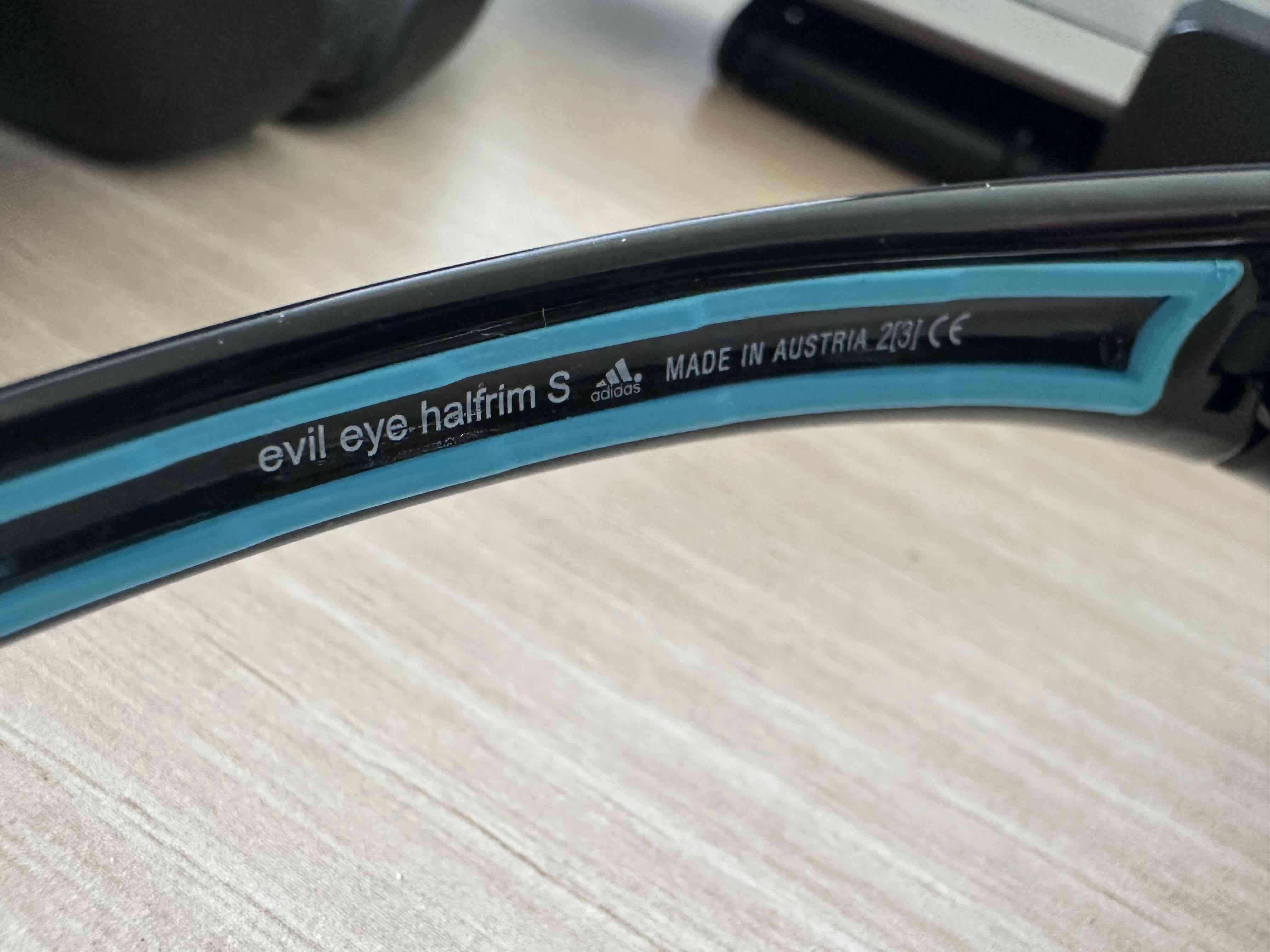 Lentes Adidas deportivas negras - miniatura 4