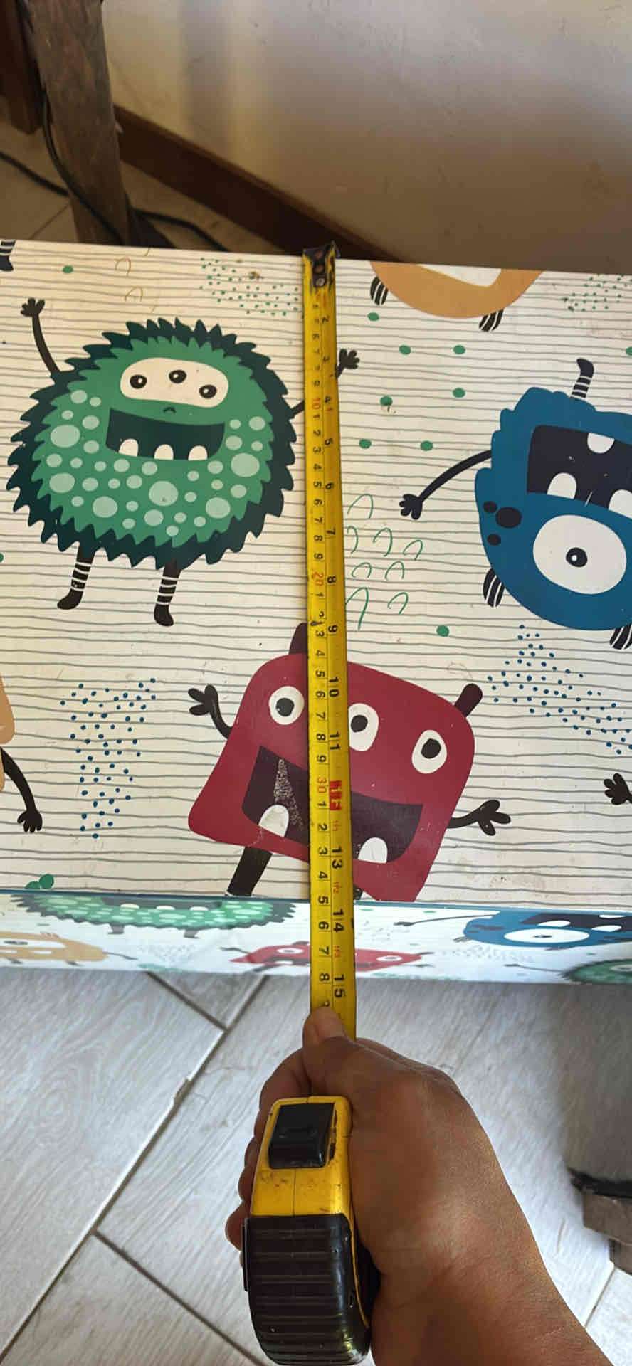 Baúl infantil con monstruos - miniatura 2