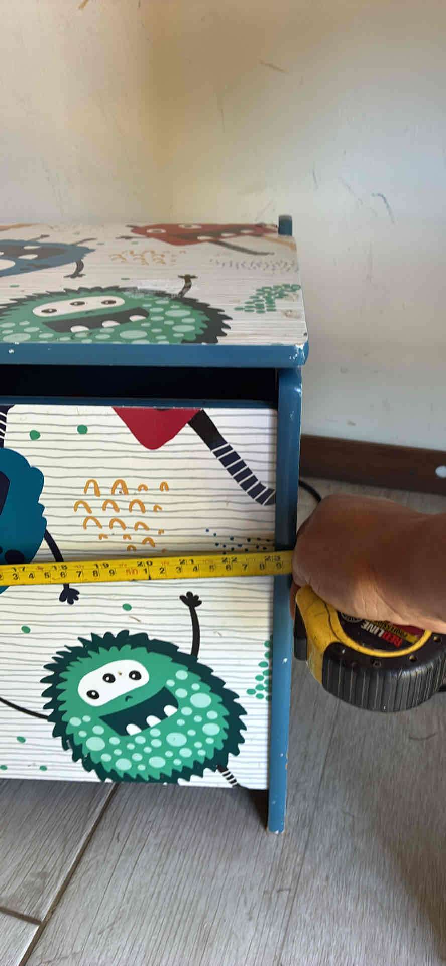 Baúl infantil con monstruos - miniatura 4