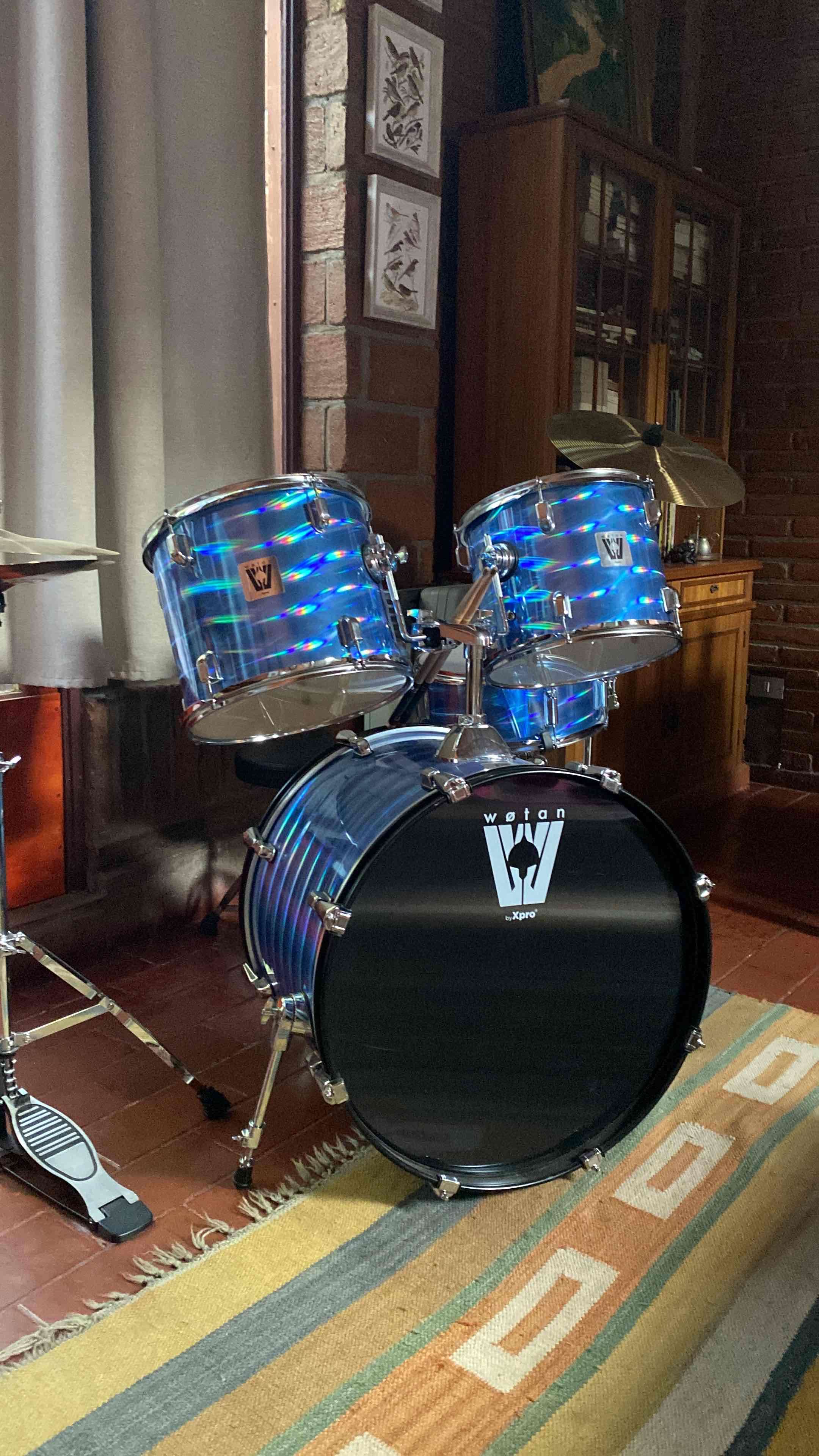 Batería acústica azul con platillos - miniatura 6