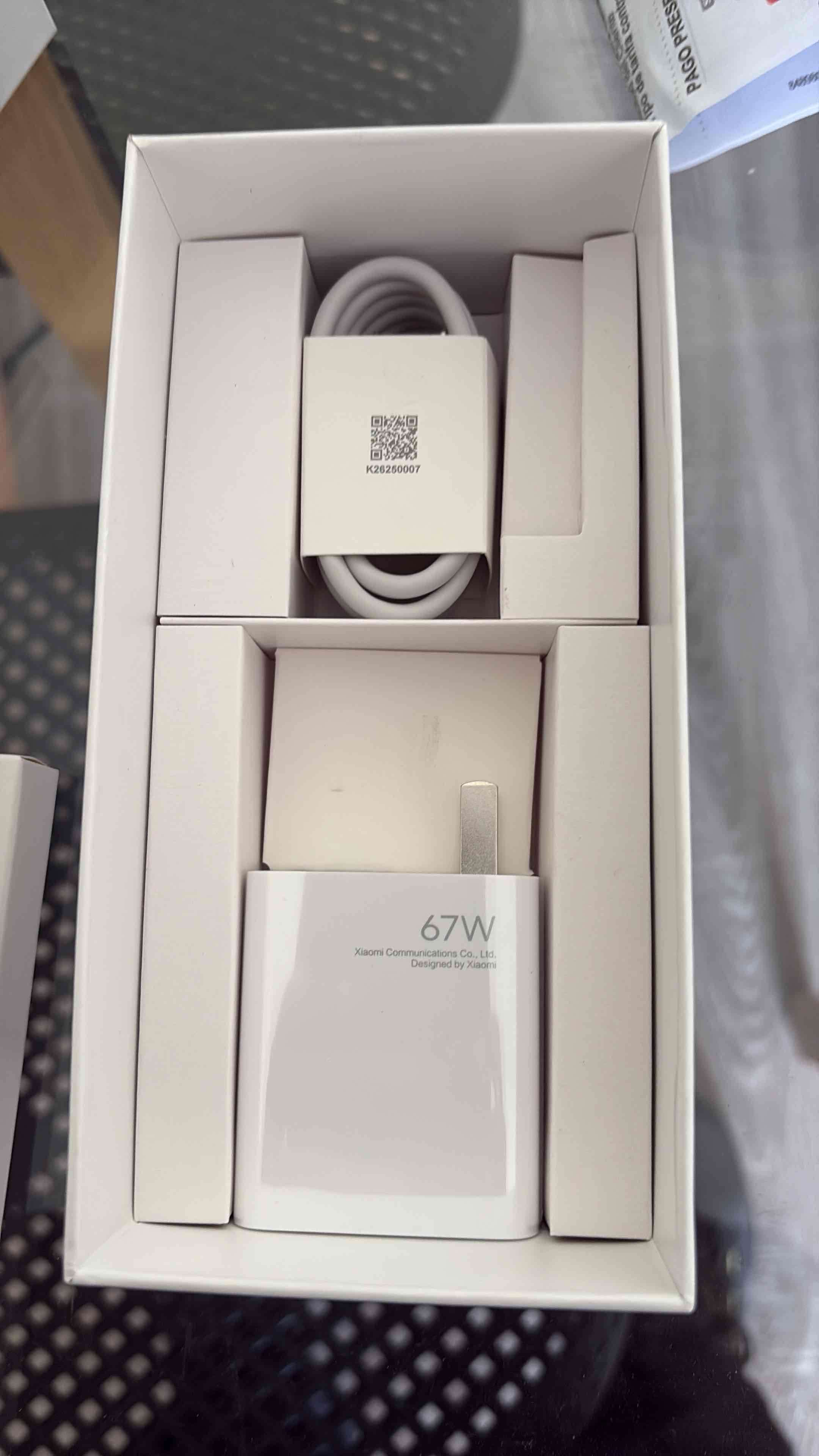 Remi Note 12 ProSmartphone con pantalla rota - miniatura 5