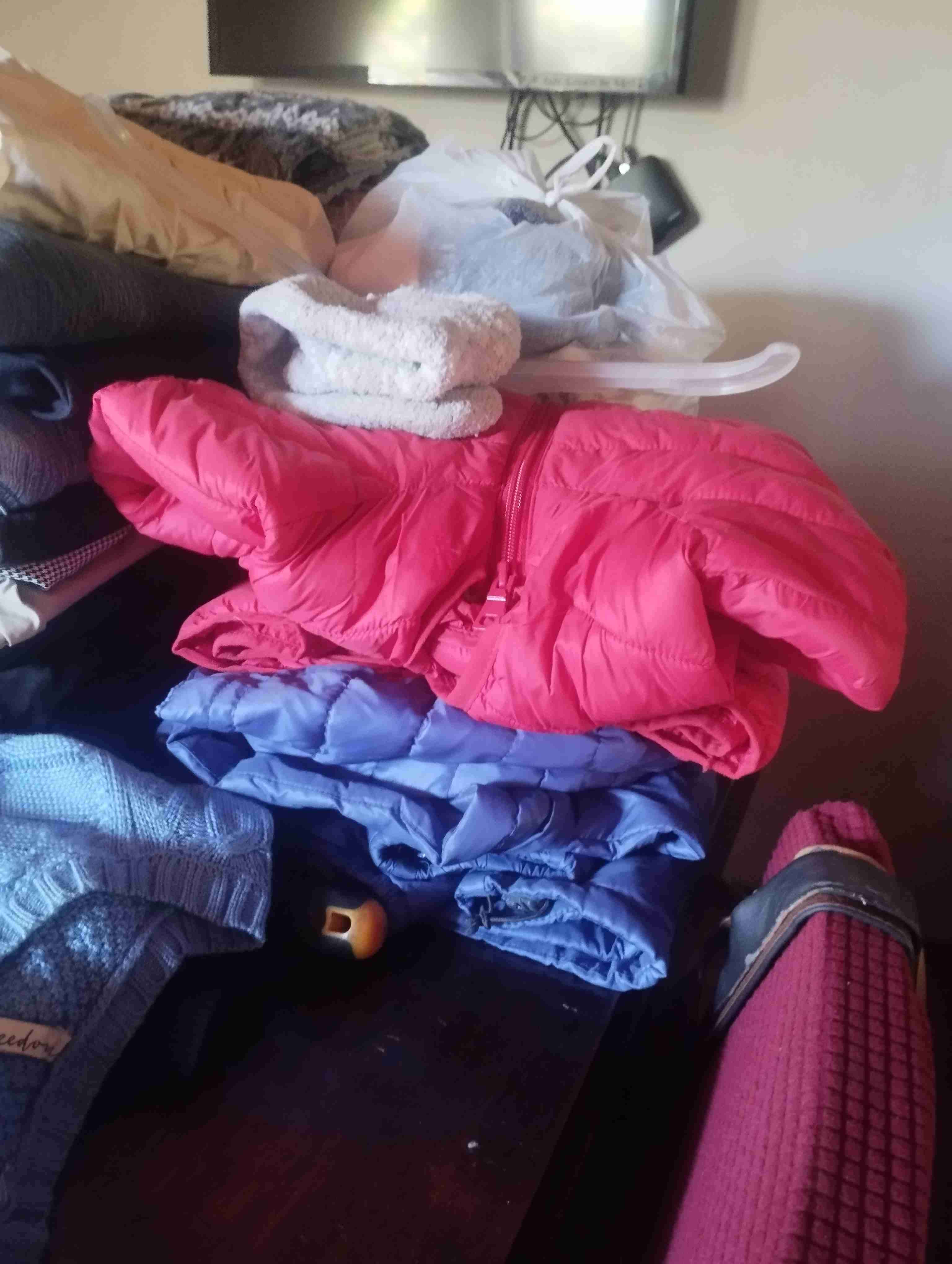 Lote de ropa variada - miniatura 2