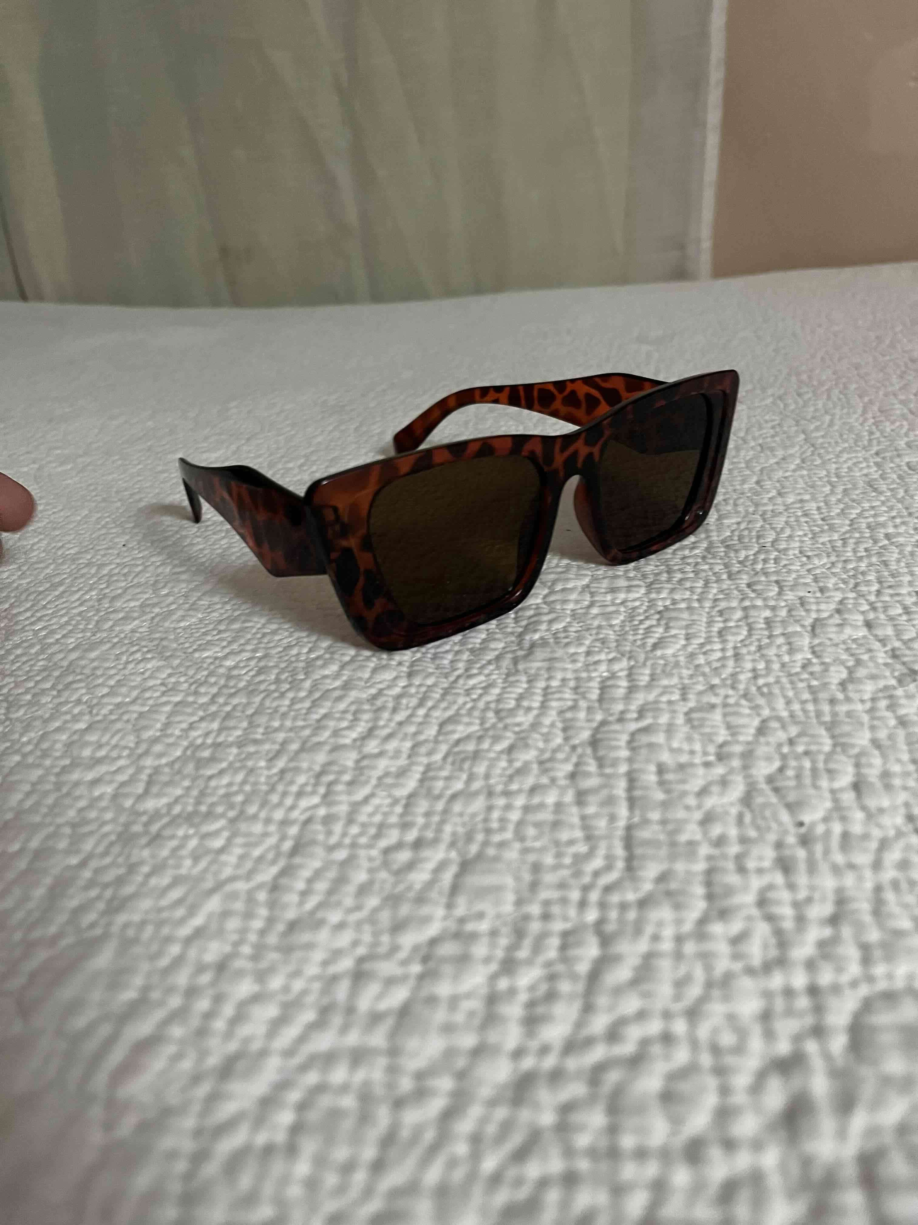 Gafas de sol con diseño animal print - miniatura 4