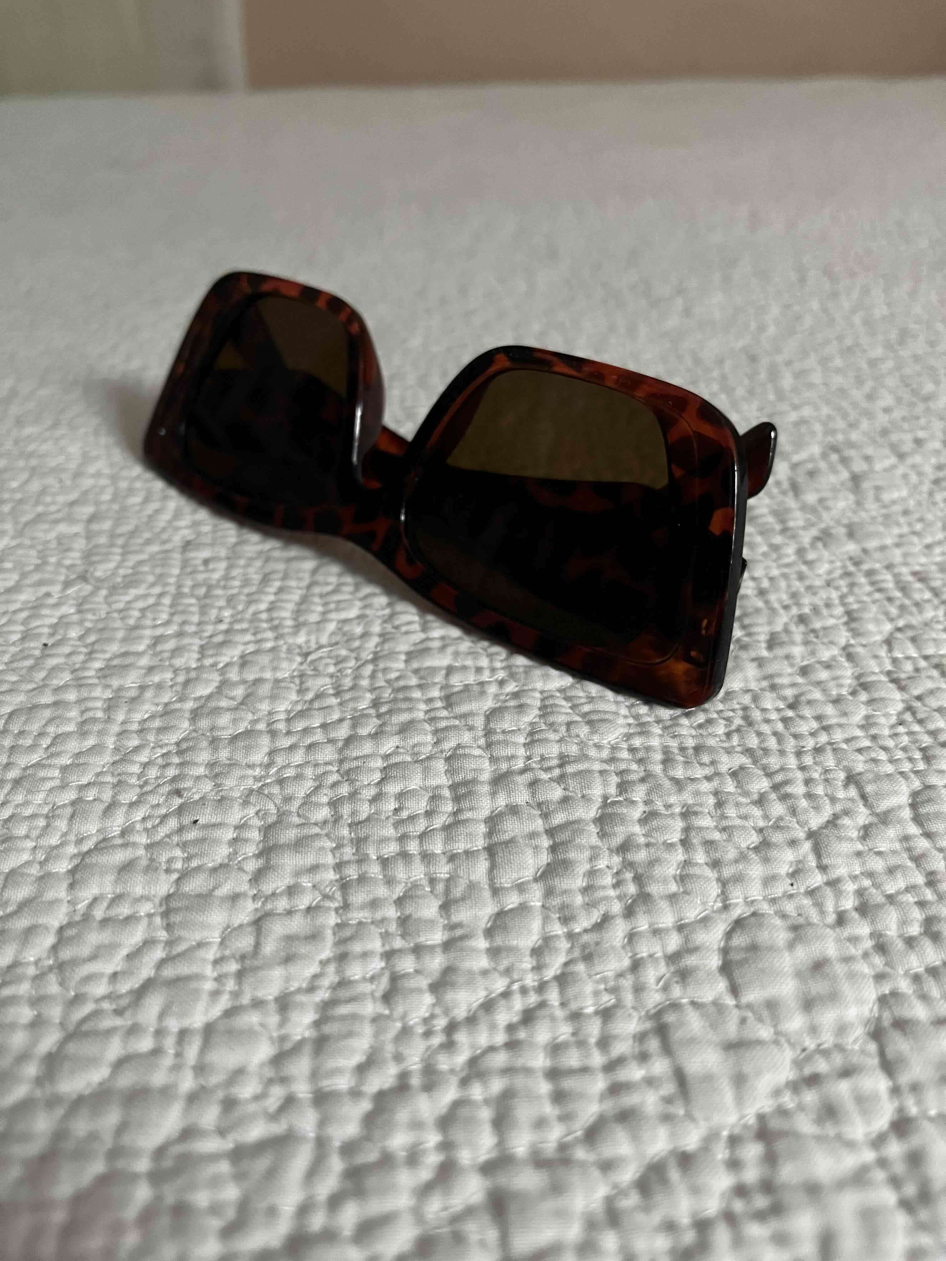 Gafas de sol con diseño animal print - miniatura 6
