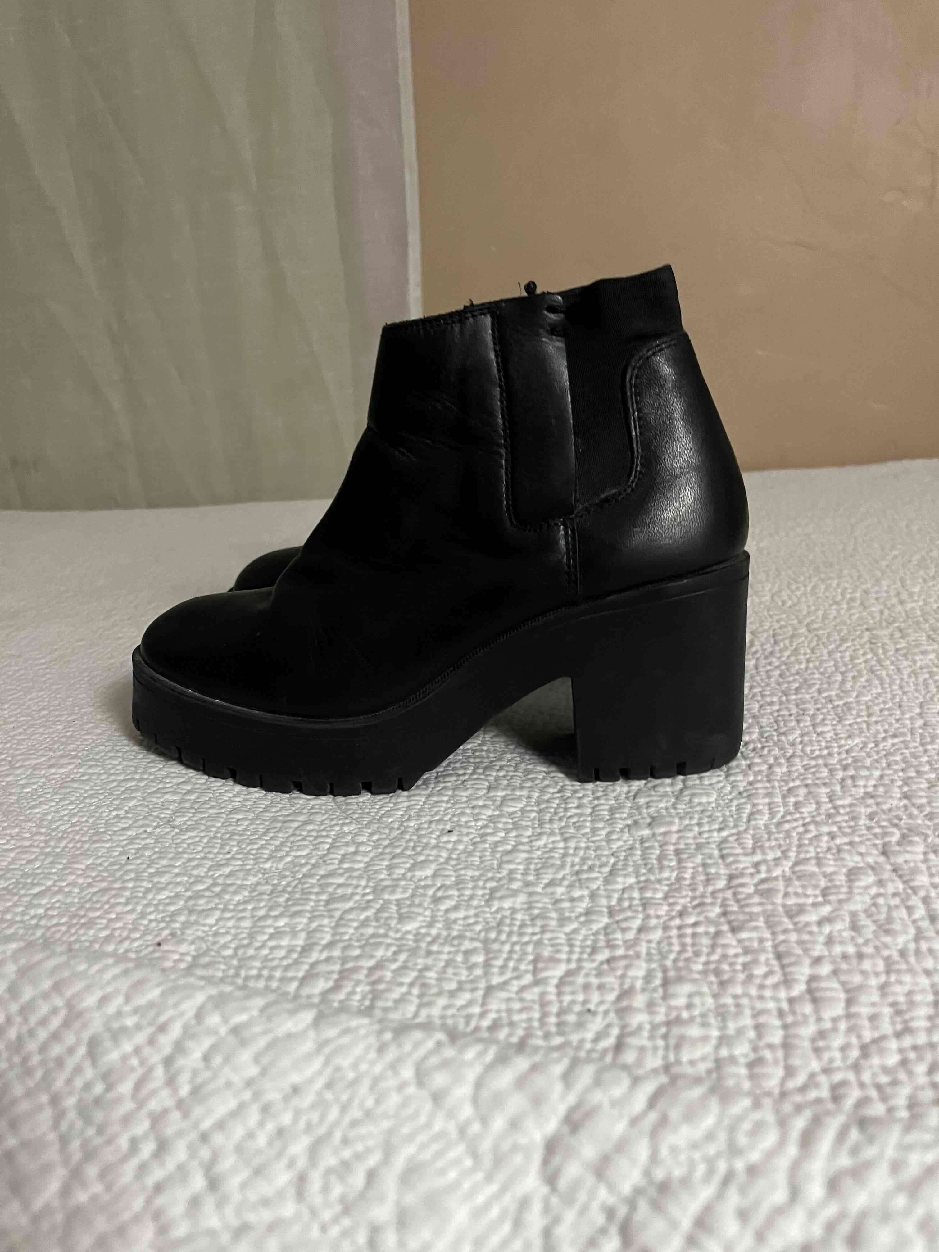 Botines negros de cuero-Basement - miniatura 5