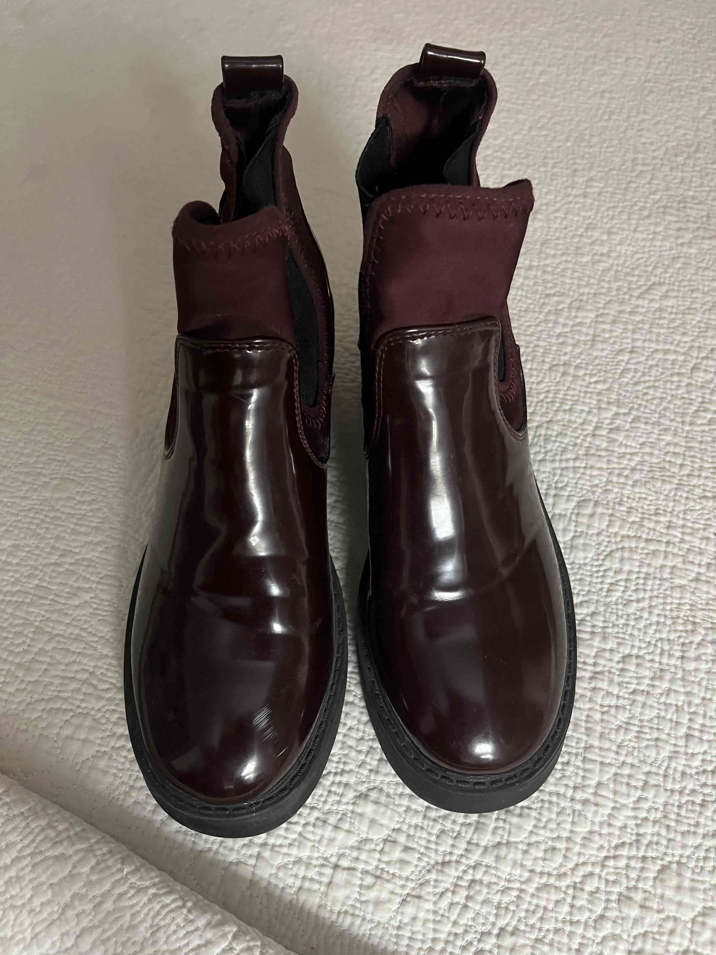 Botines burdeos de charol talla 36