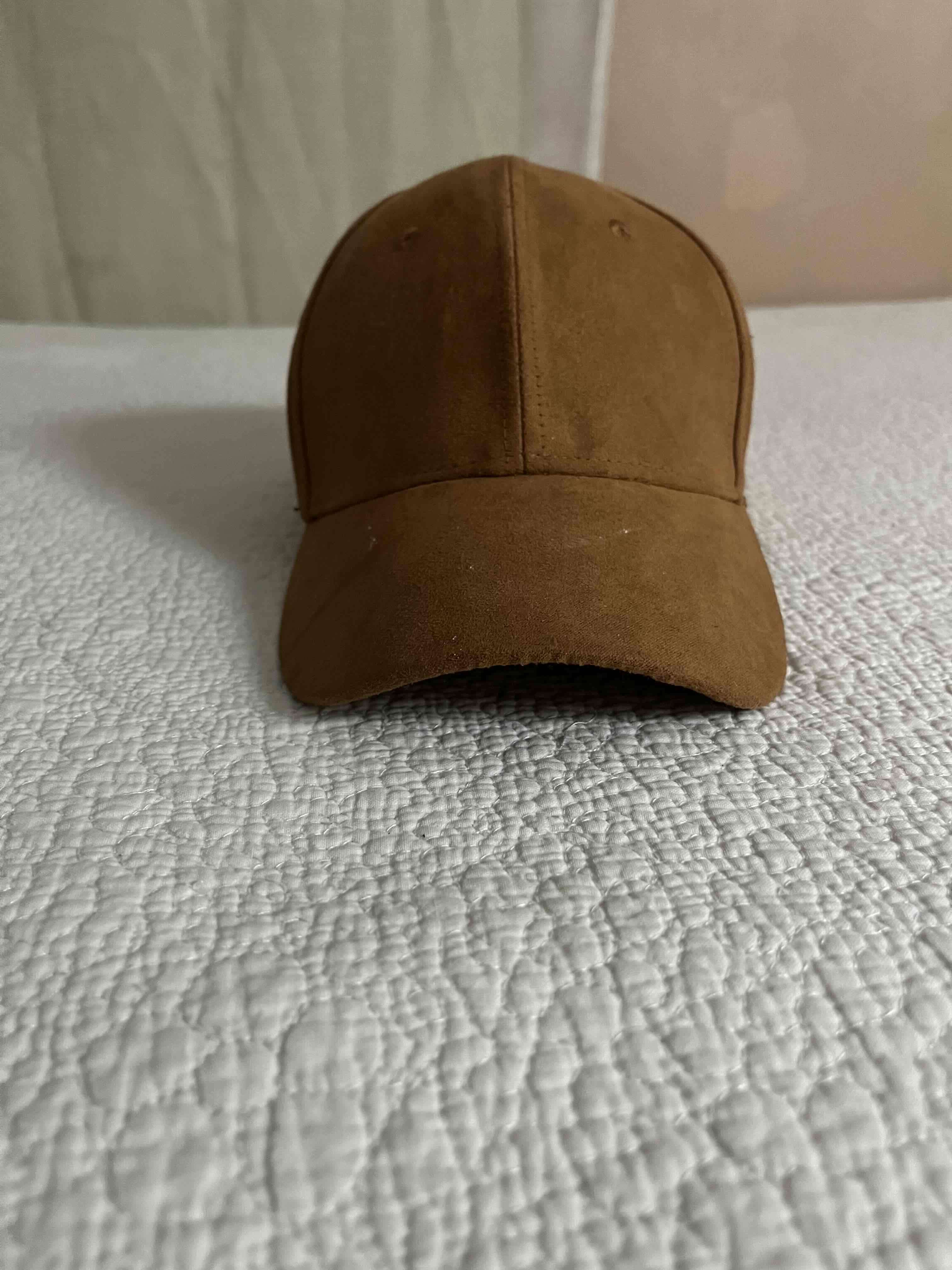 Gorra marrón casual