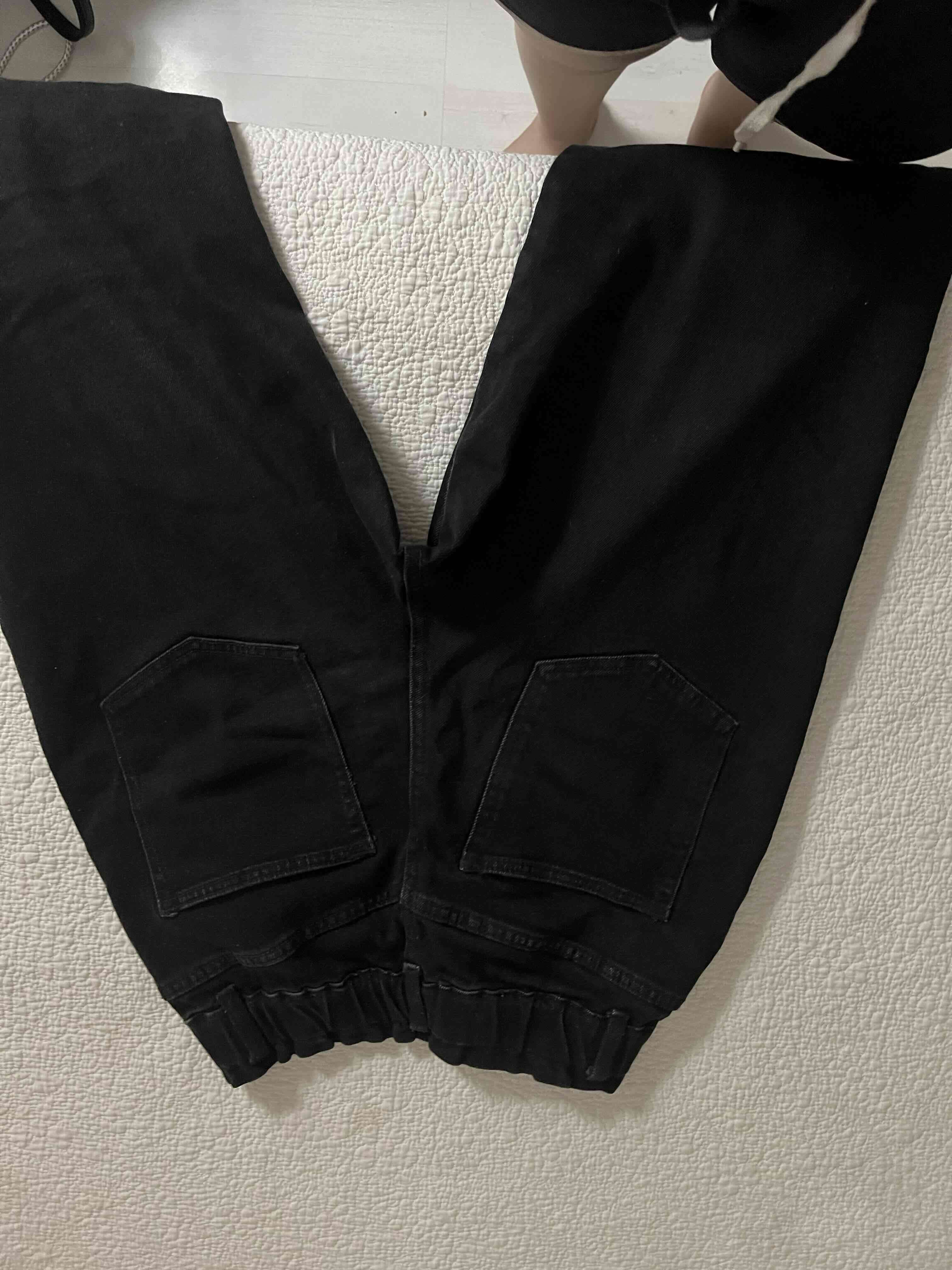 Pantalones negros para mujer - miniatura 6