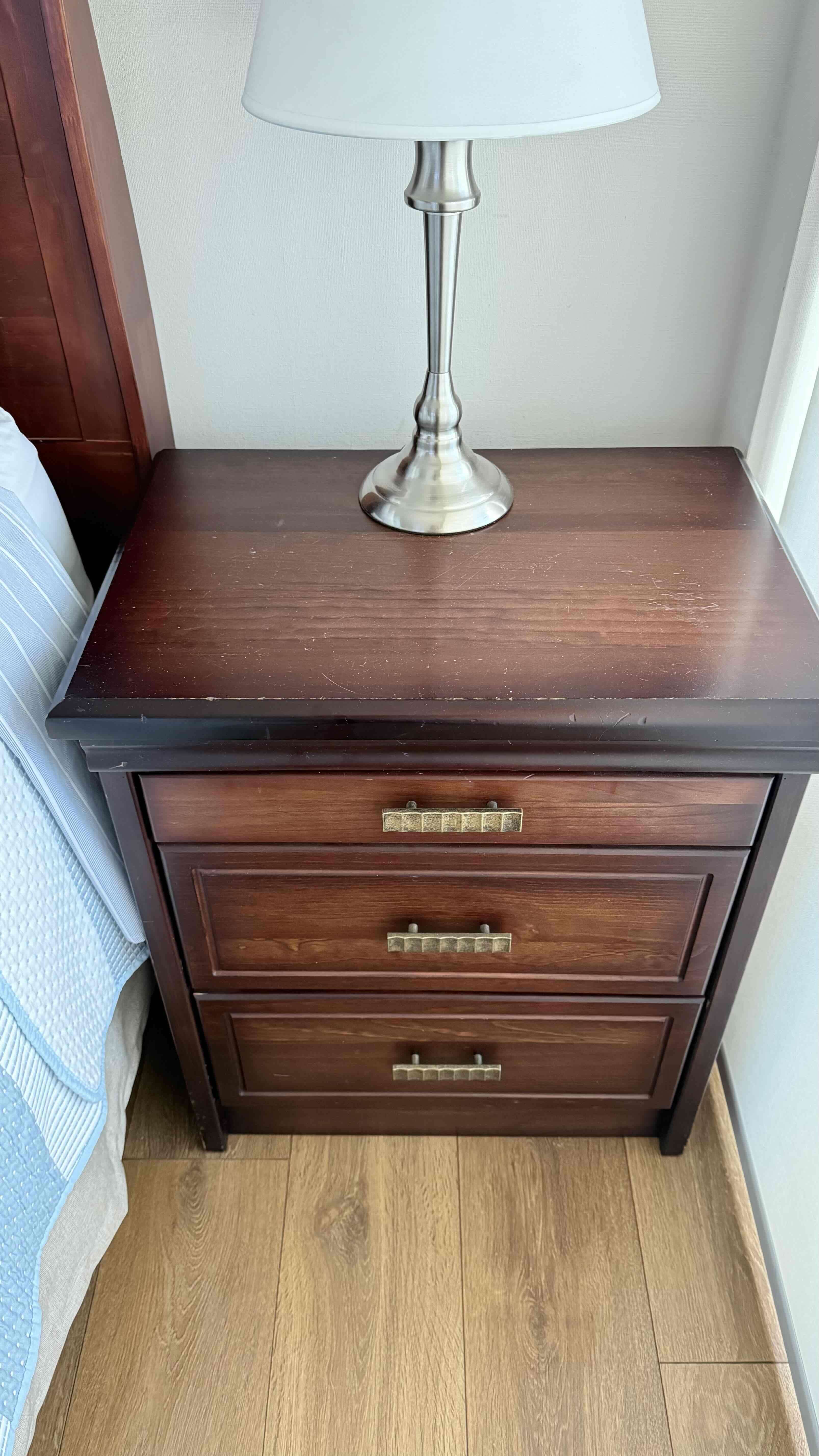 Veladores (2) Rosen de madera con gavetas - miniatura 2