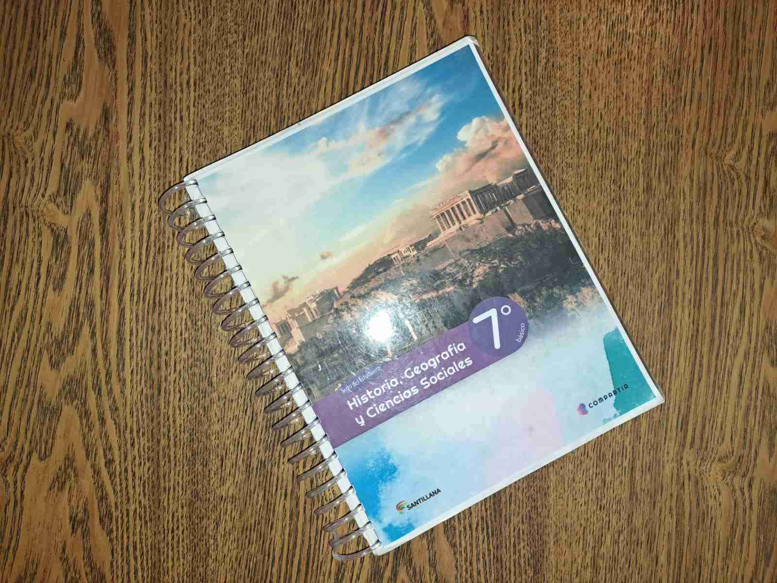 Libros 7mo Básico Santillana - miniatura 3