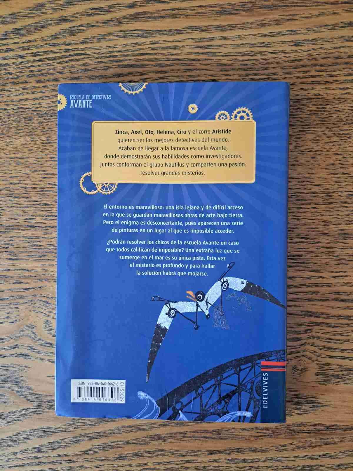 Libro 'La Isla de Nolan' edición original - miniatura 2