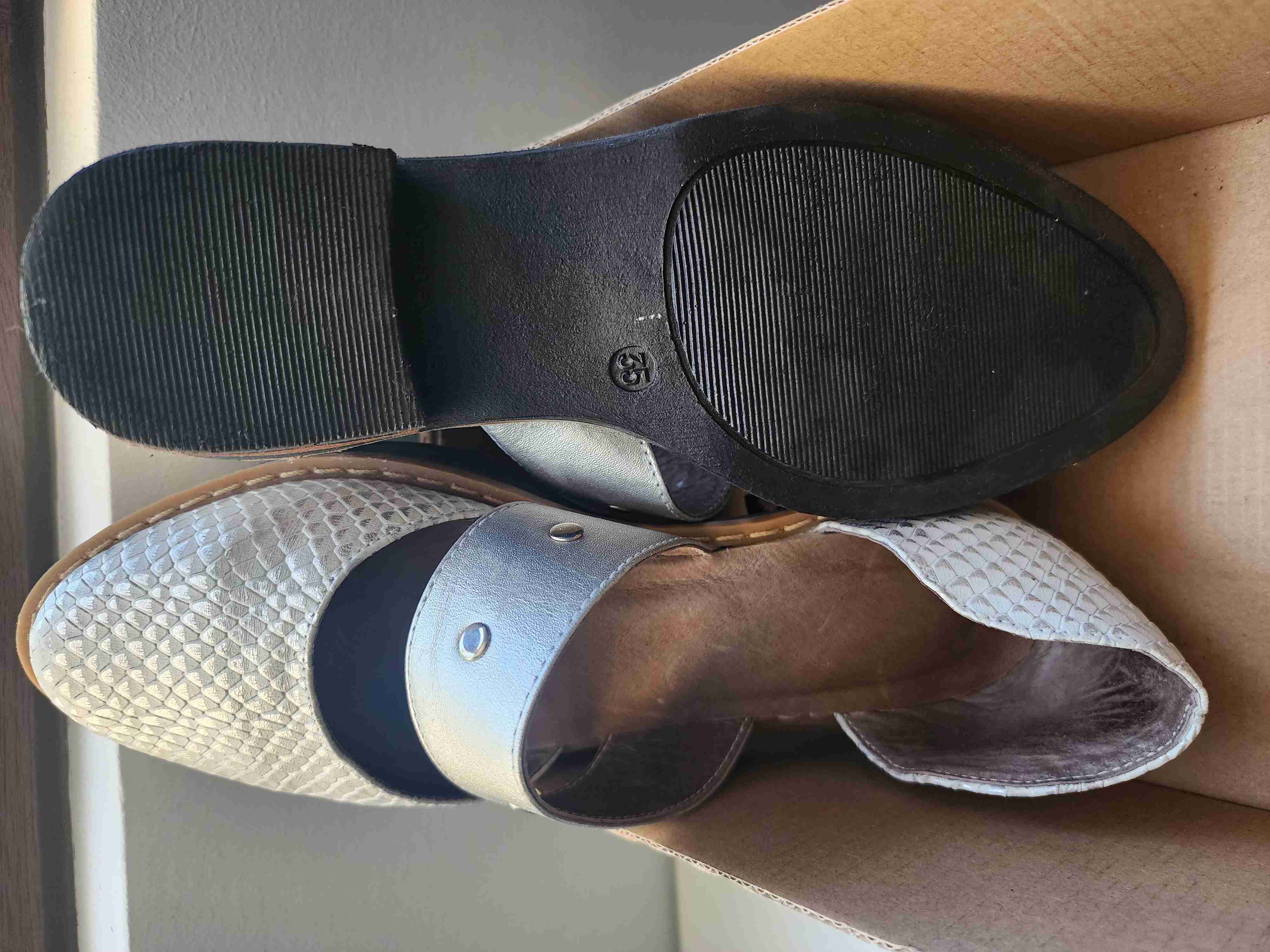 Zapatos de cuero texturado - miniatura 3