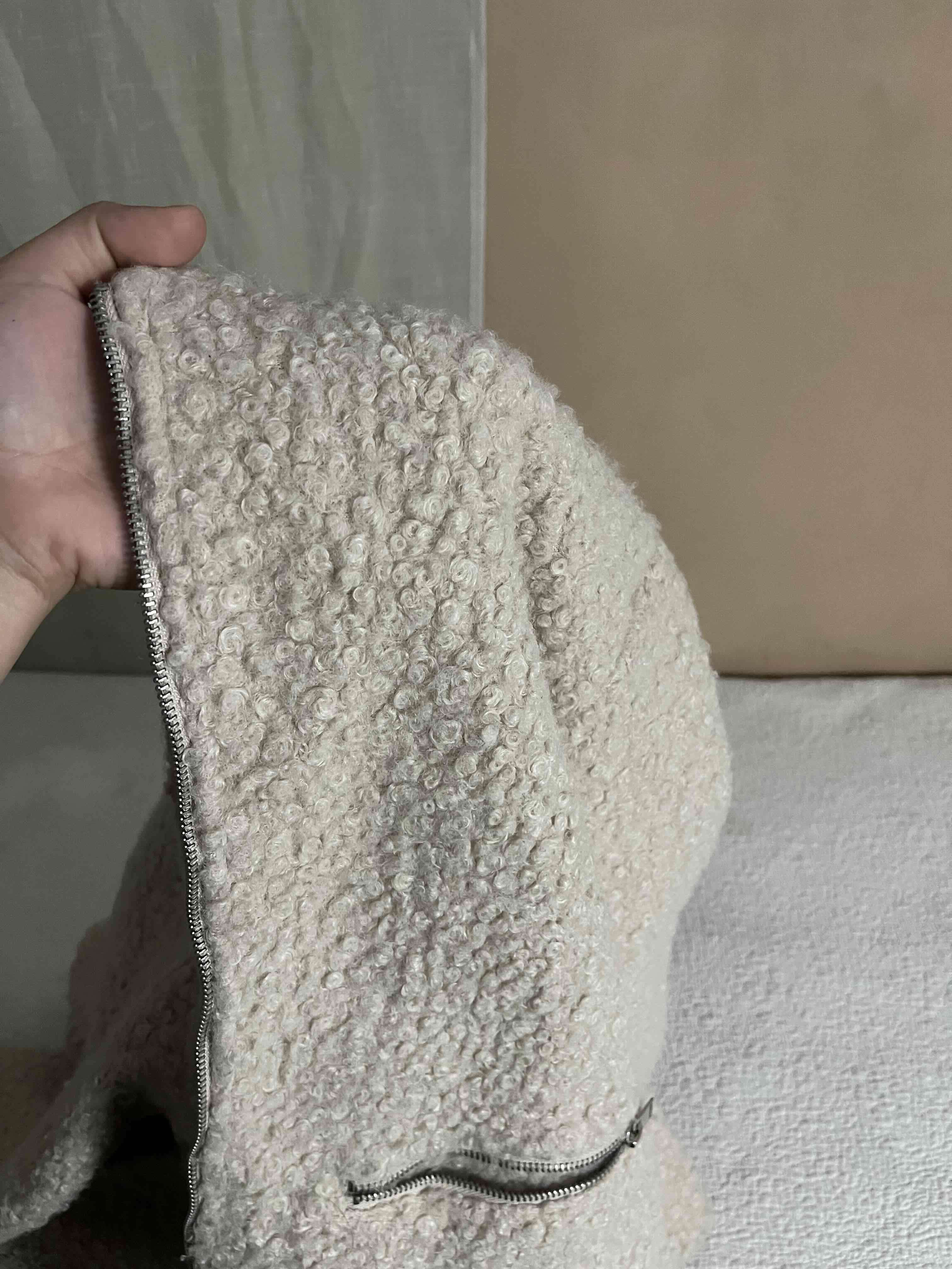 Abrigo beige con cierre - miniatura 3