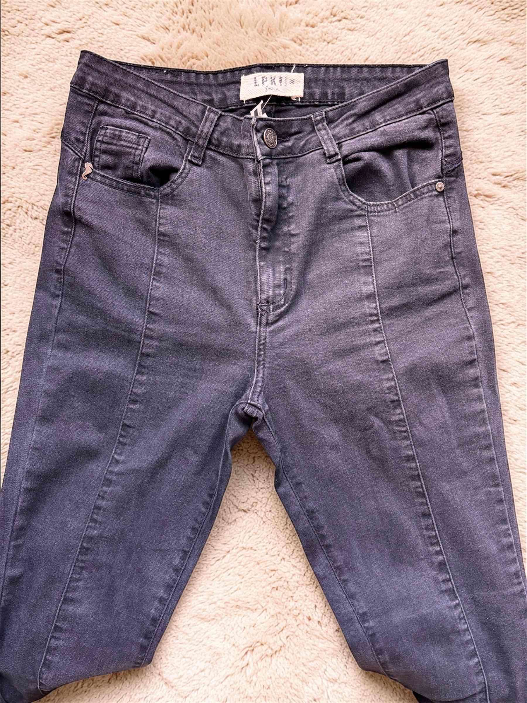 Jeans pitillo negros - miniatura 2