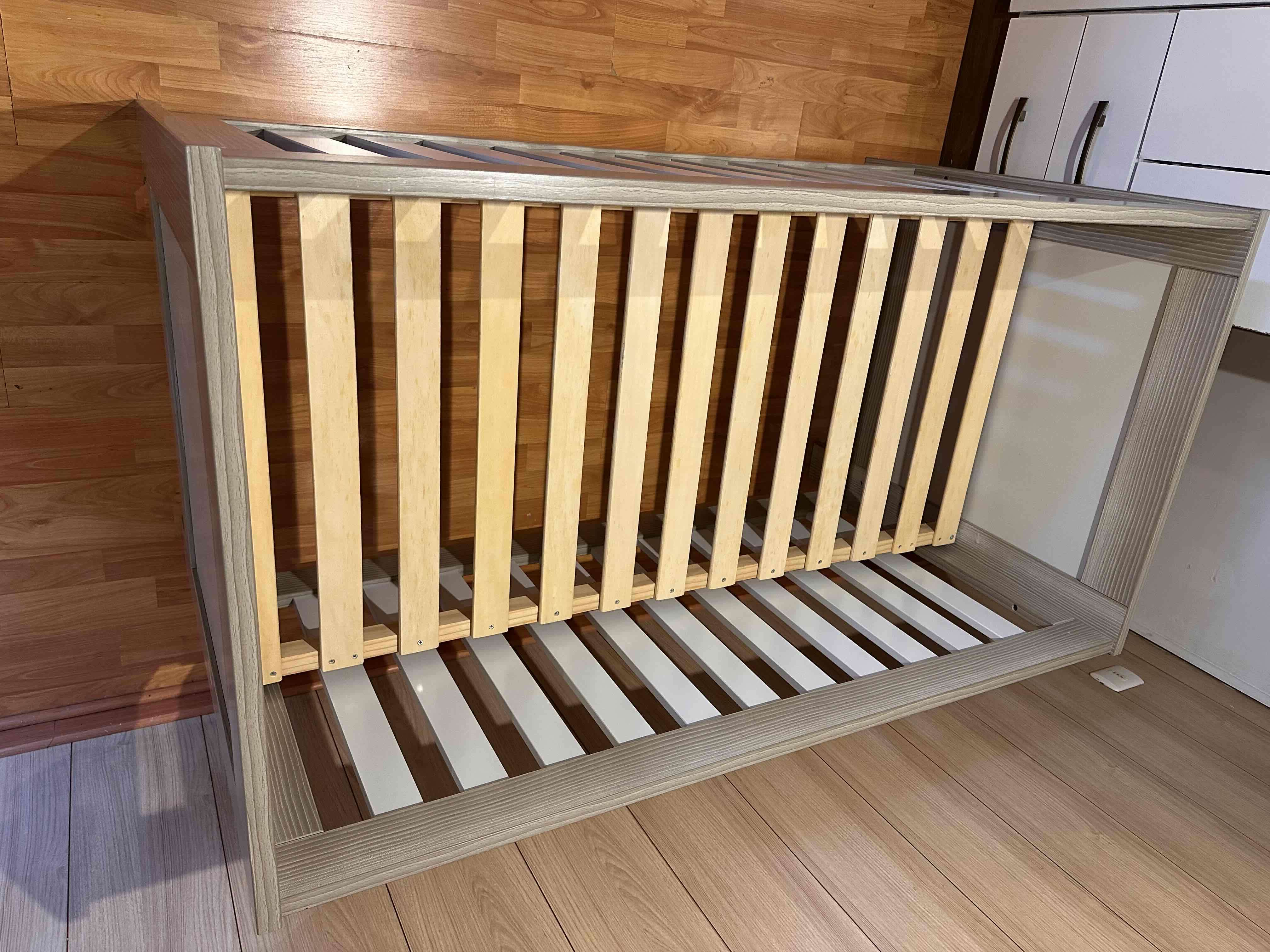 Cuna de madera para bebé - miniatura 5