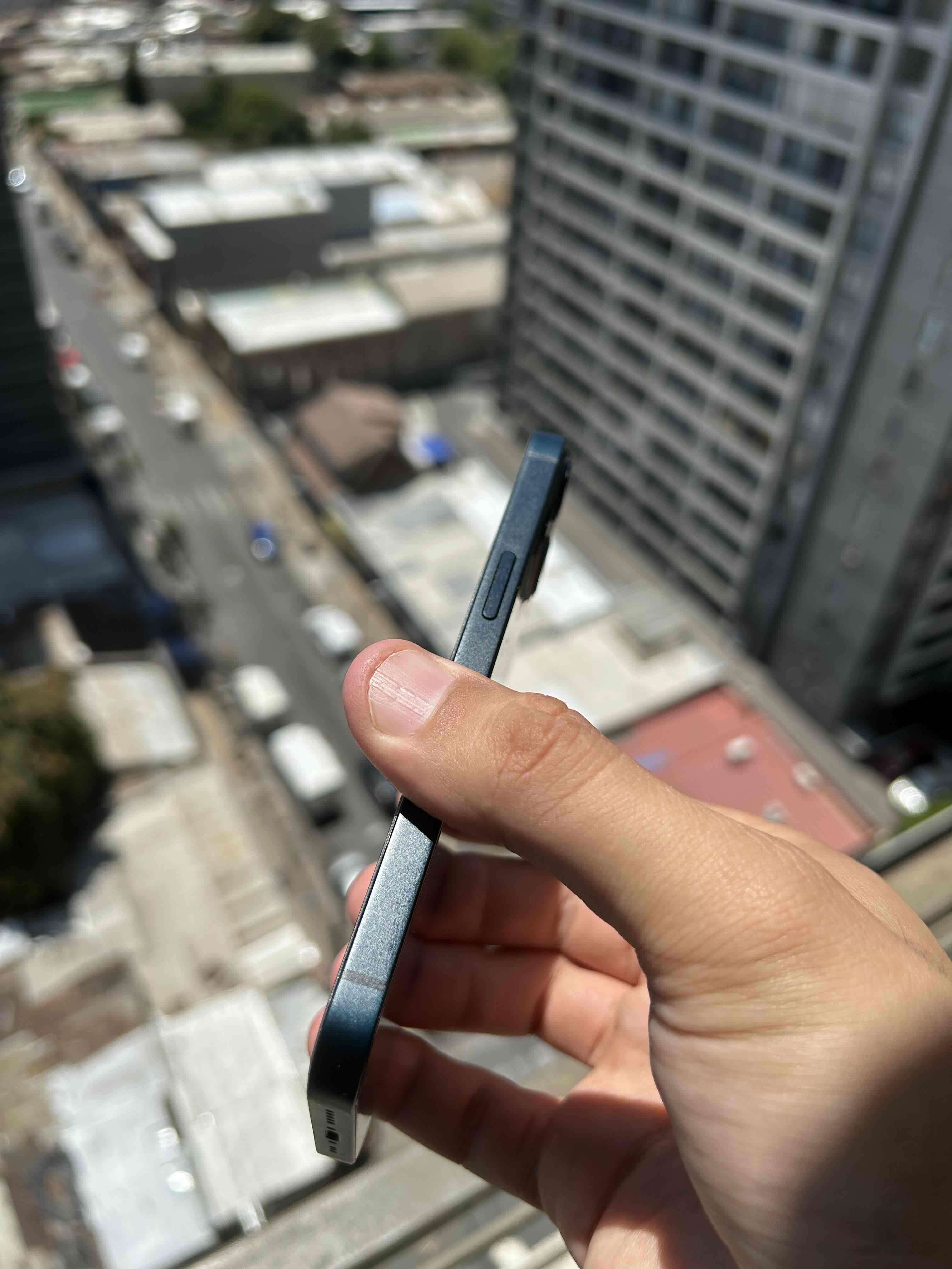 iPhone 13 128gb 97% batería - miniatura 3