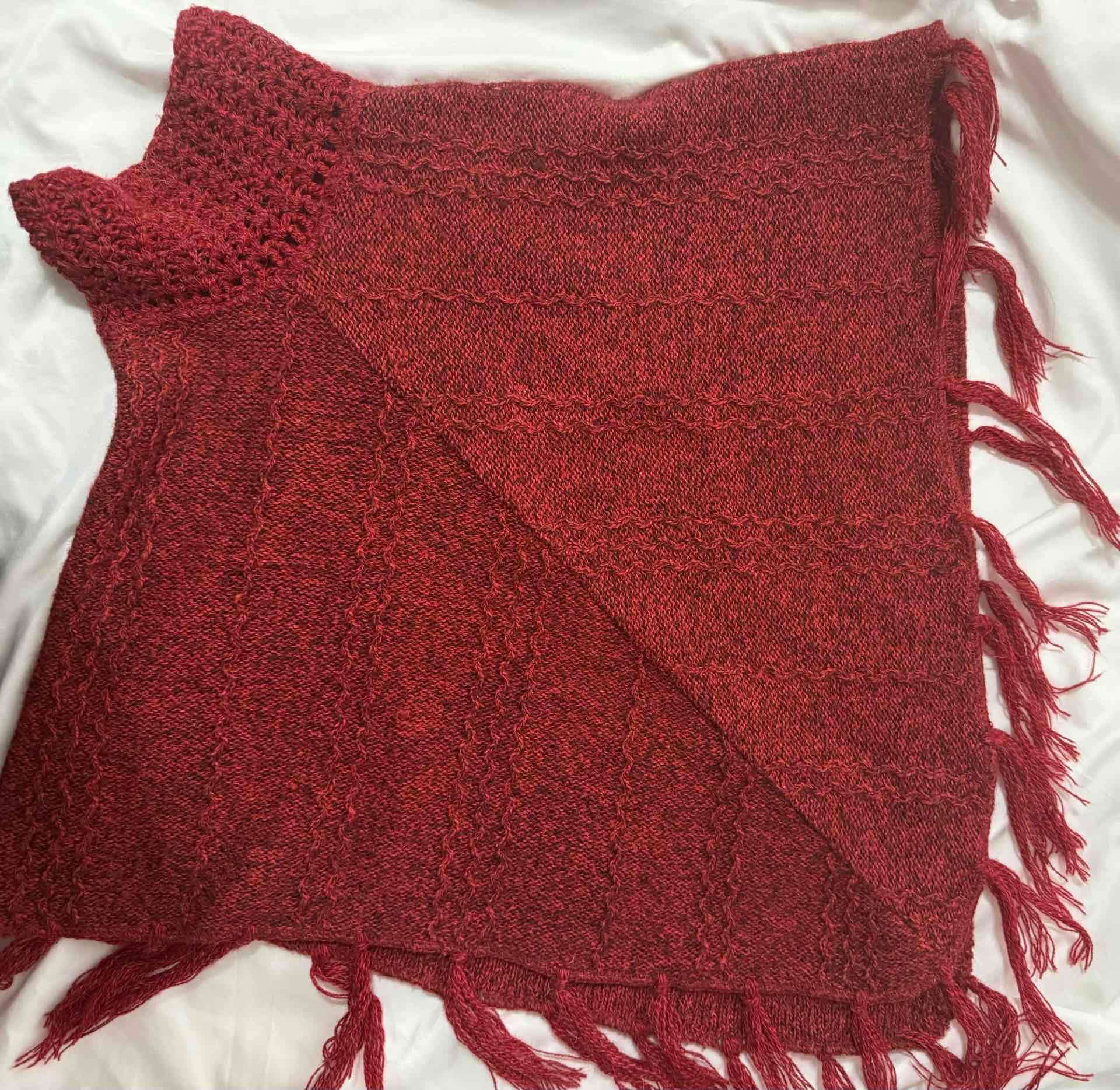 Poncho rojo infantil edad 5 a 8 años - miniatura 3