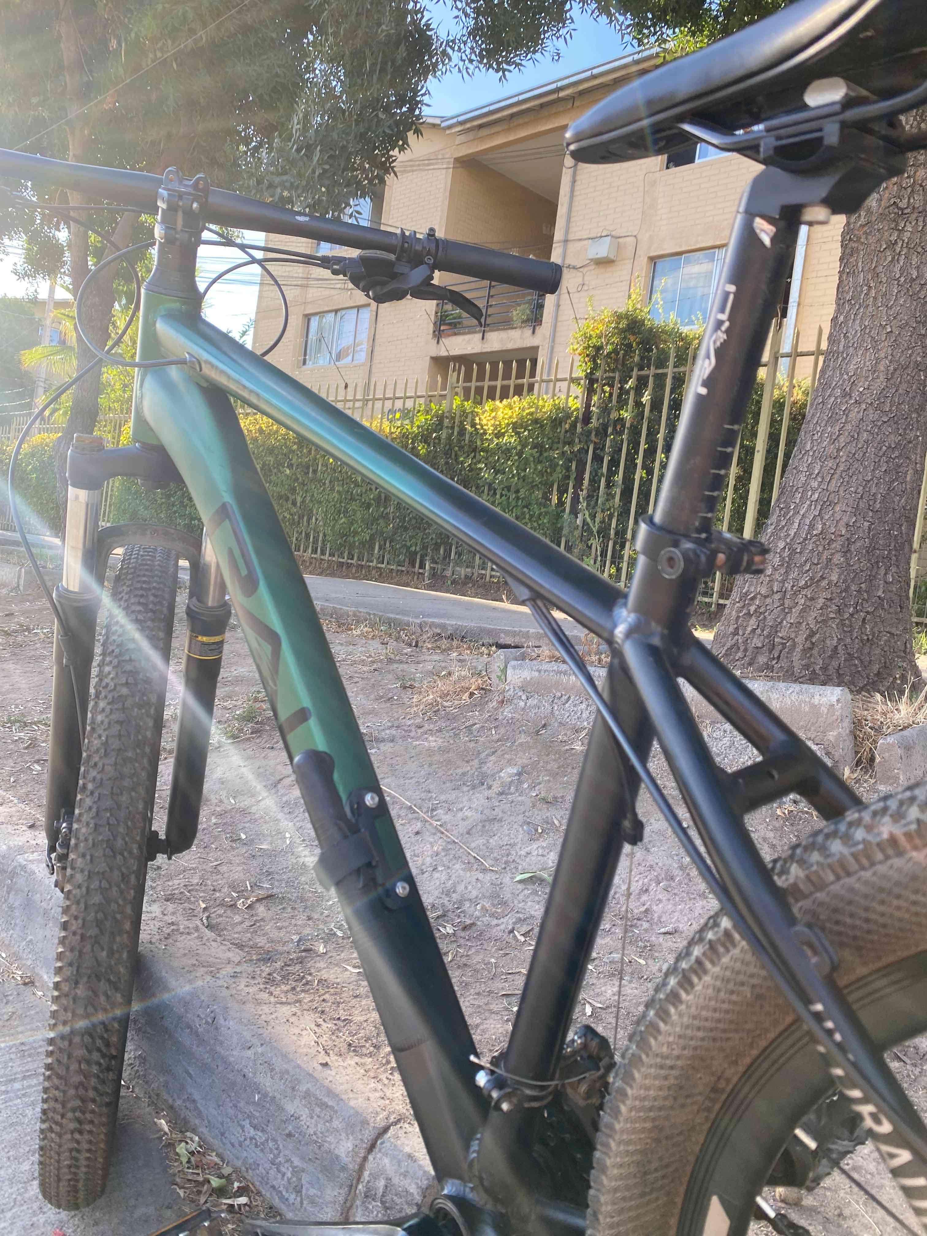 Bicicleta Mountain Bike Negra RALI RIO 2.0 - 2