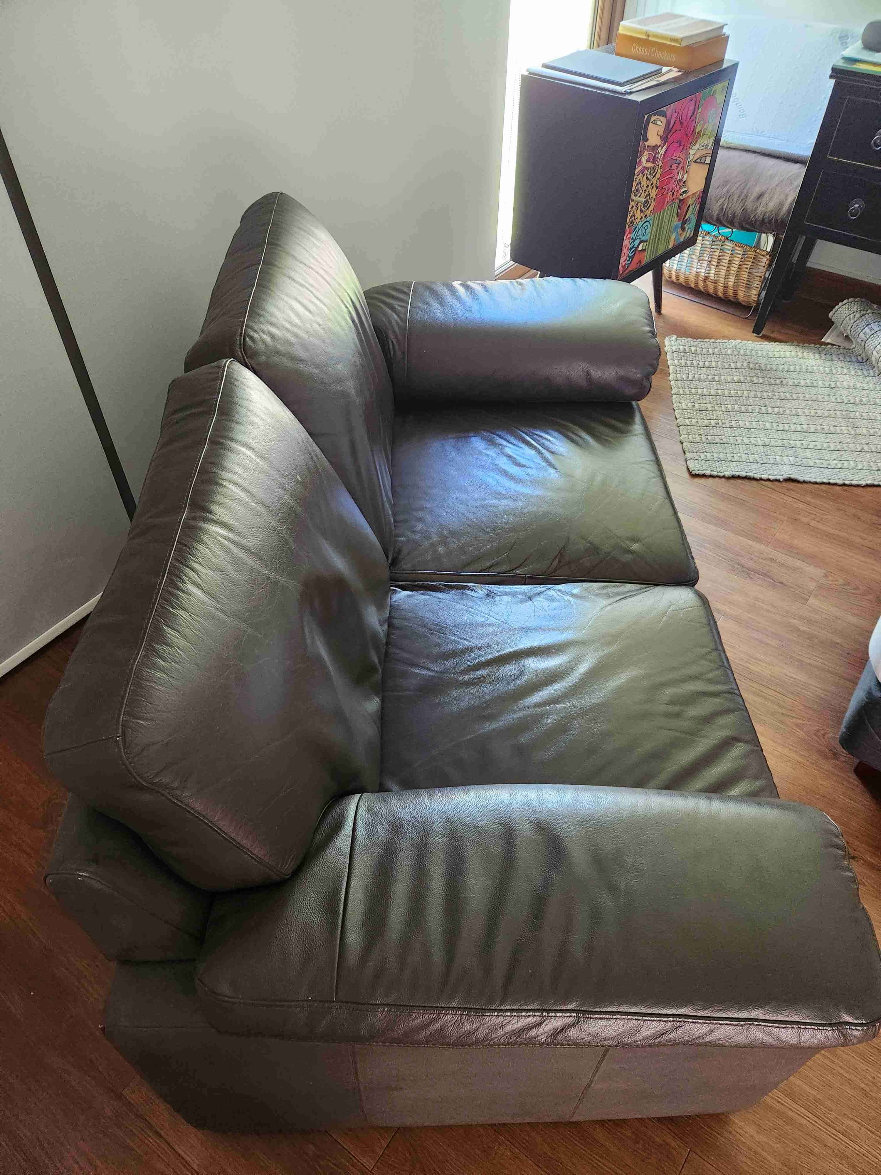 Sofá de eco cuero café - miniatura 4