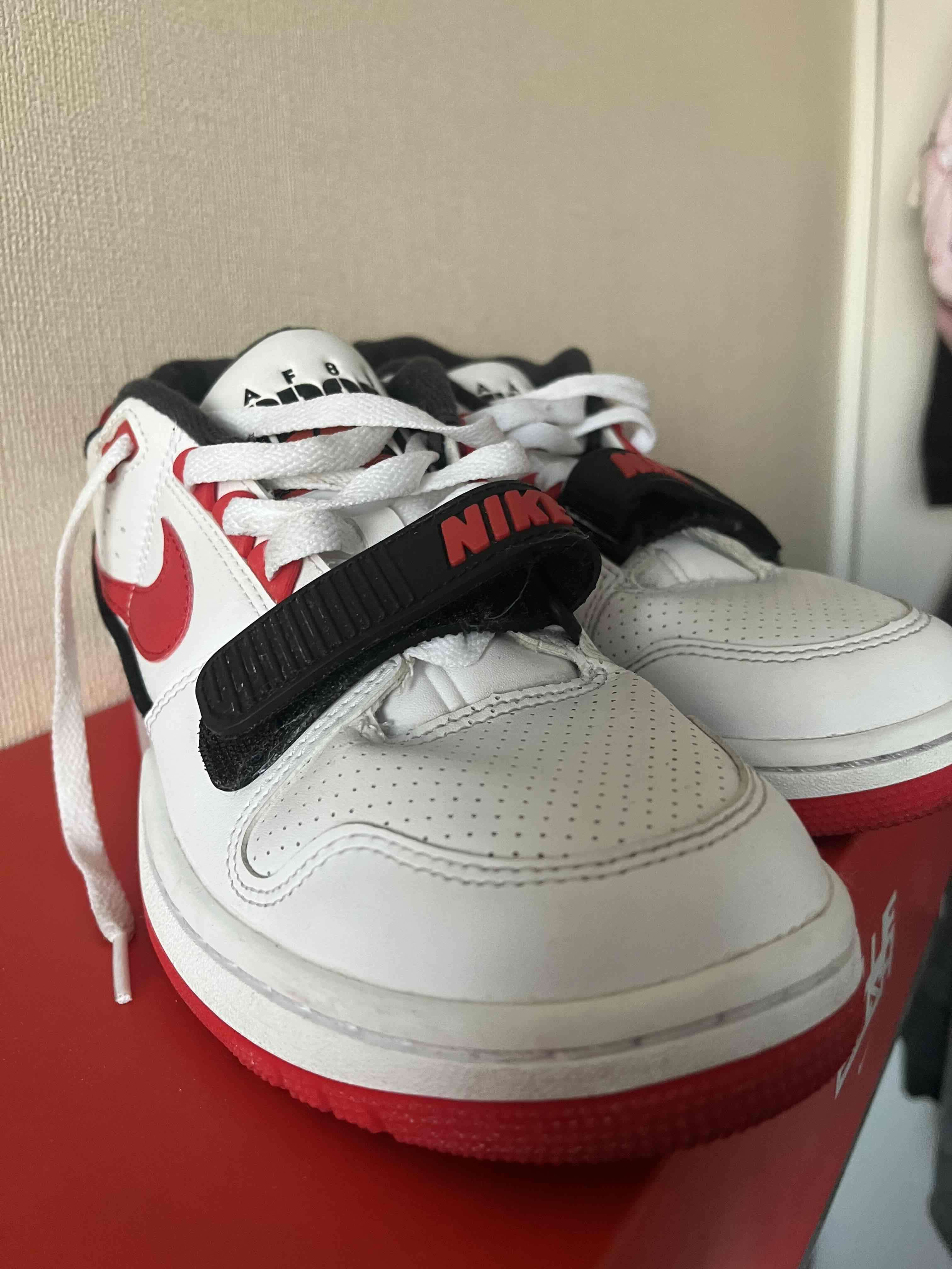 Zapatillas Nike Billie Eilish Air Alpha Force 88 - miniatura 2