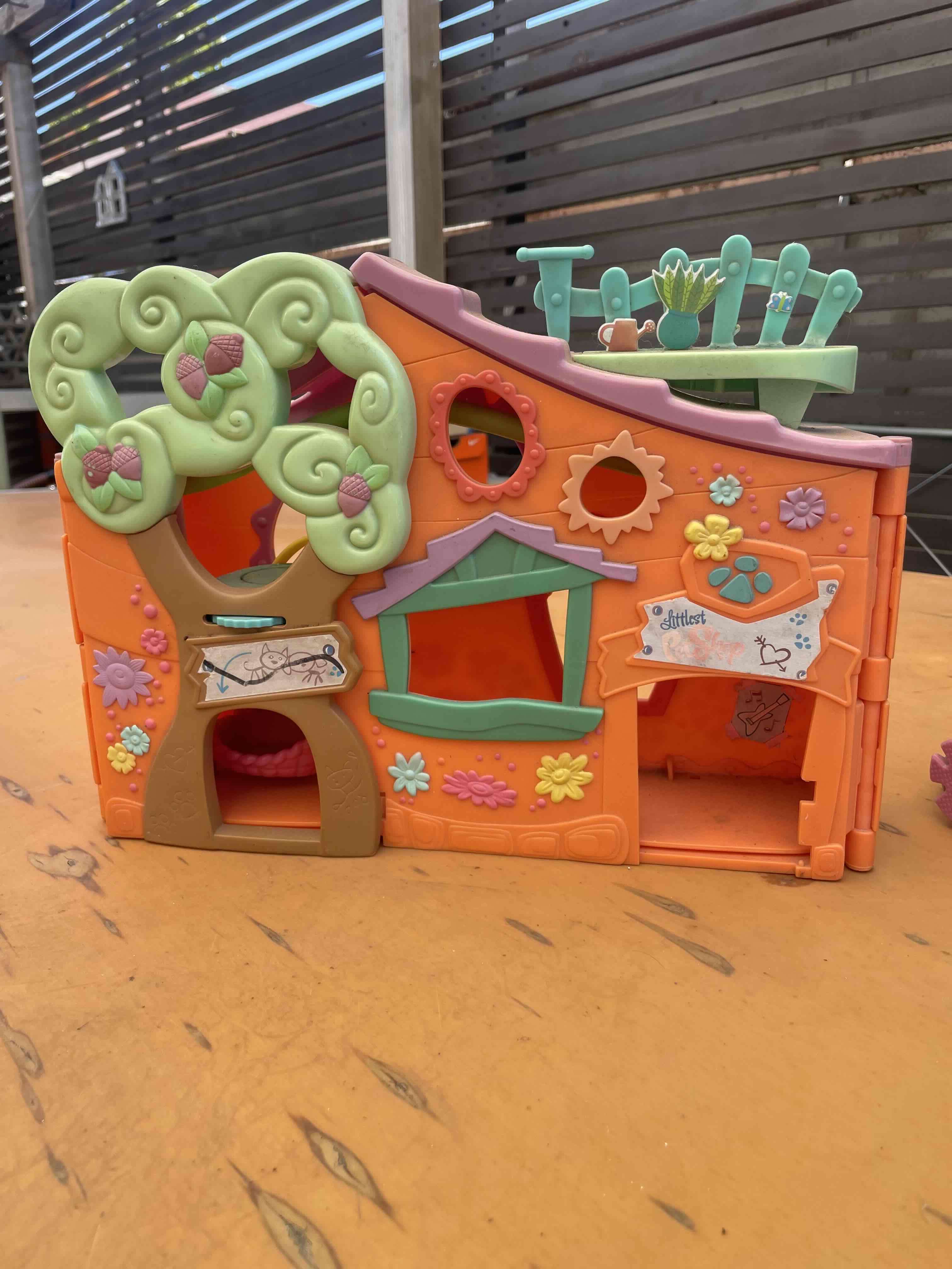 Casa de juego plegable para niños. little Pet shop - miniatura 5