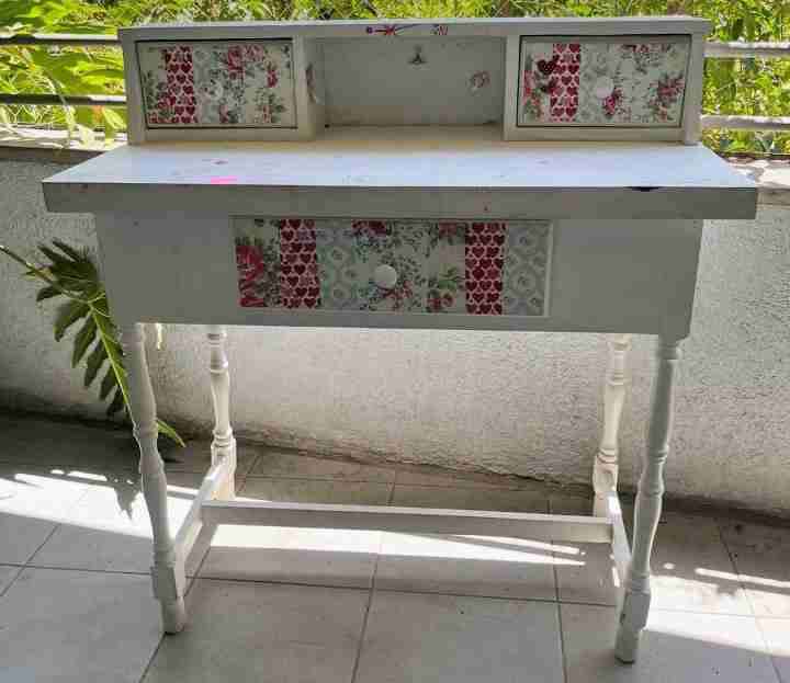 Tocador blanco vintage