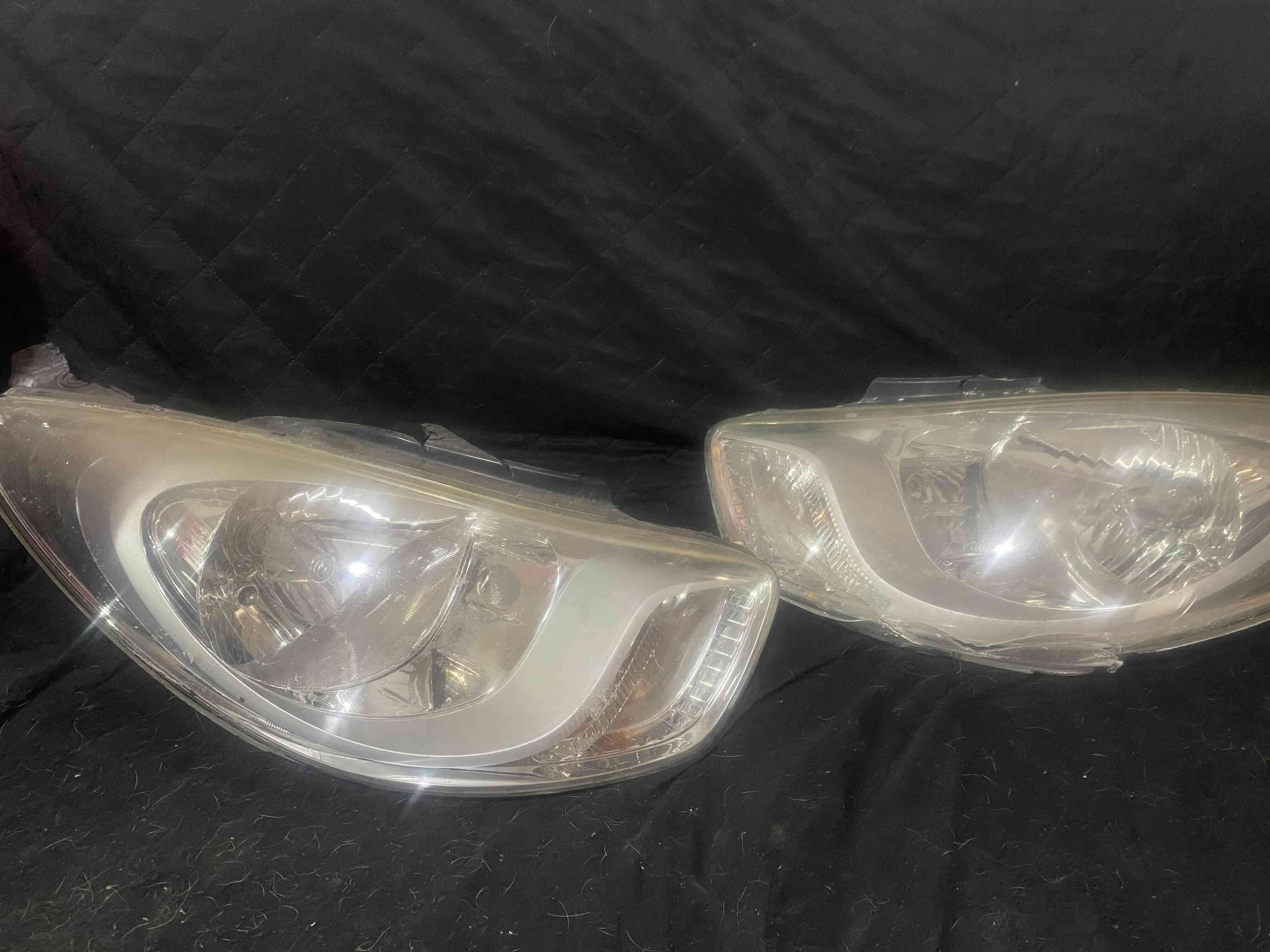 Faros delanteros de auto Hyundai i10 2014 usados
