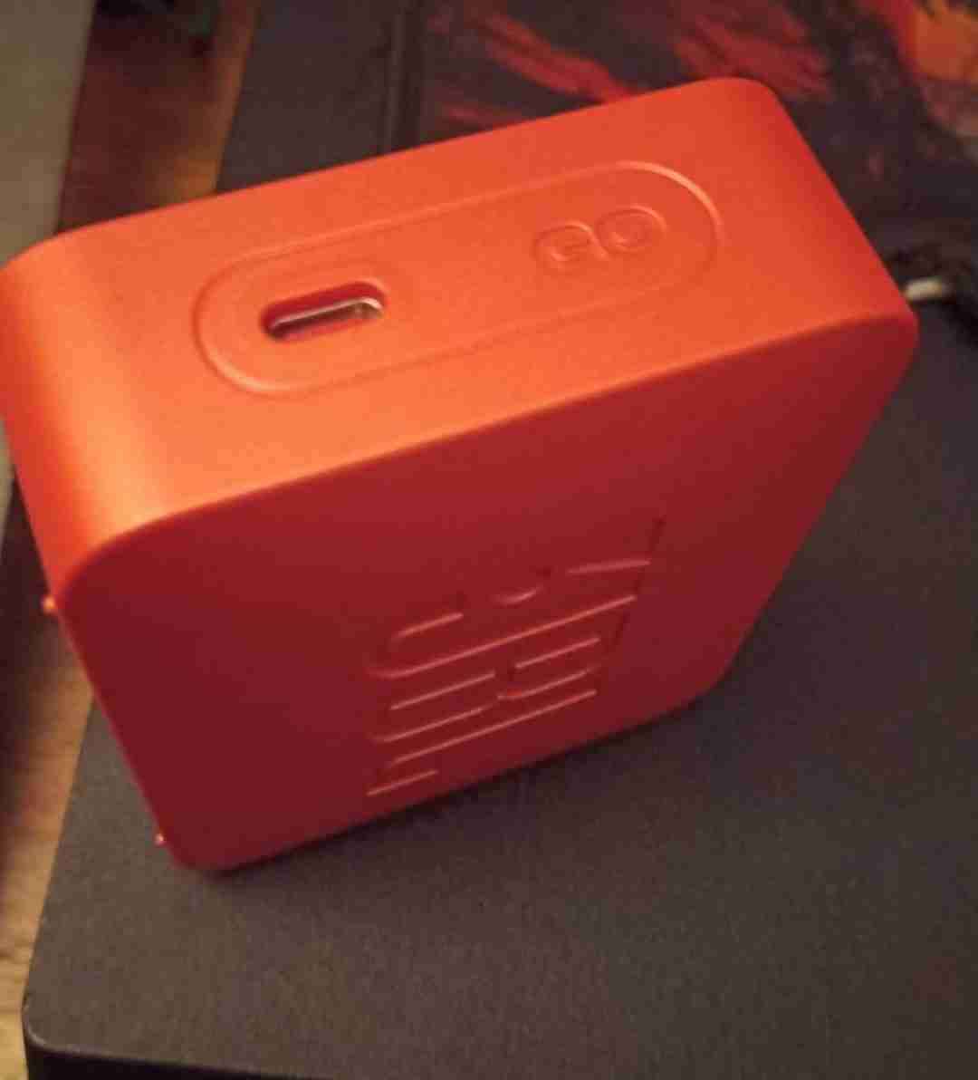 Parlante JBL essential go 2 - miniatura 3