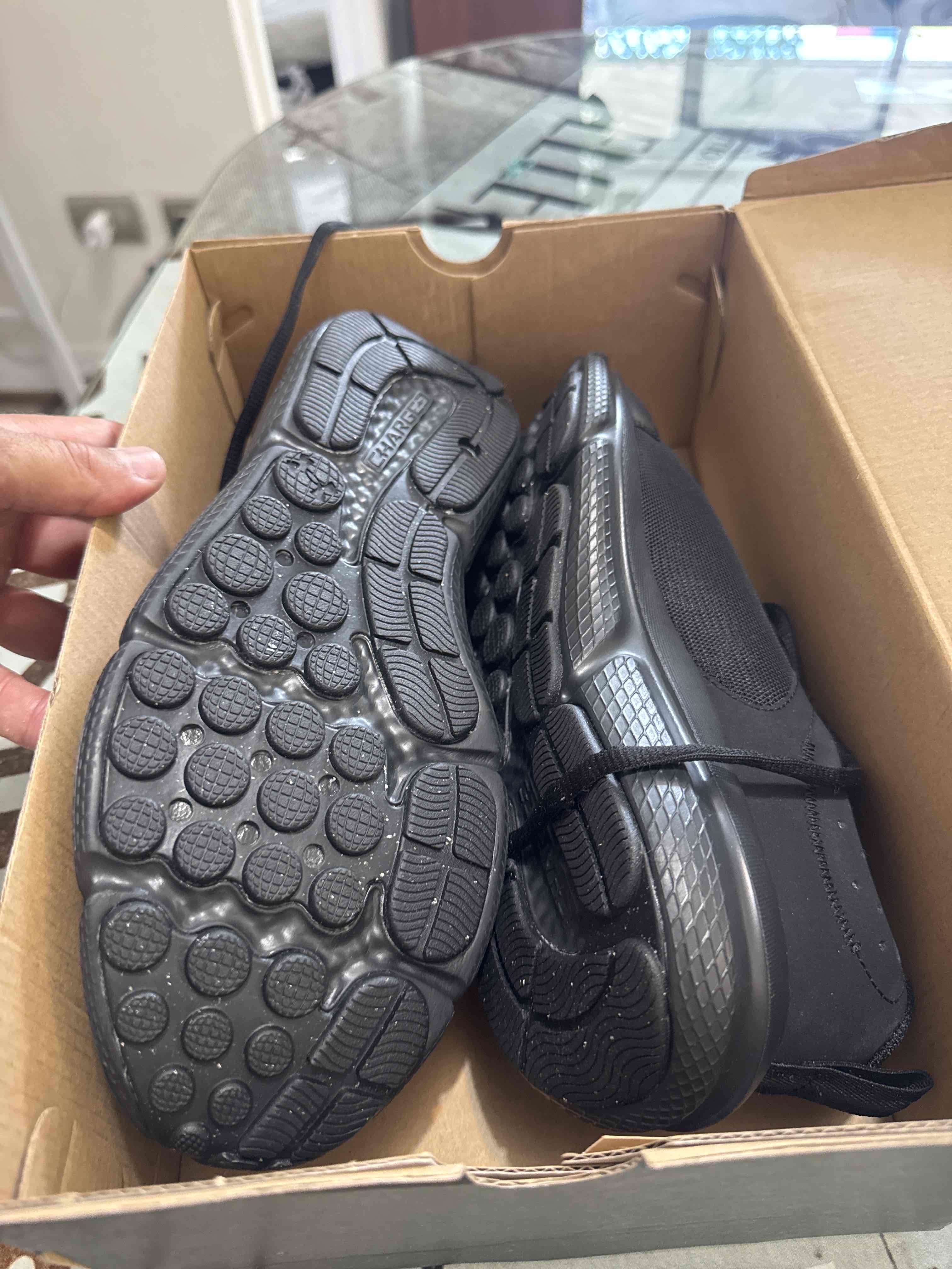 Zapatillas negras Under Armour - miniatura 3