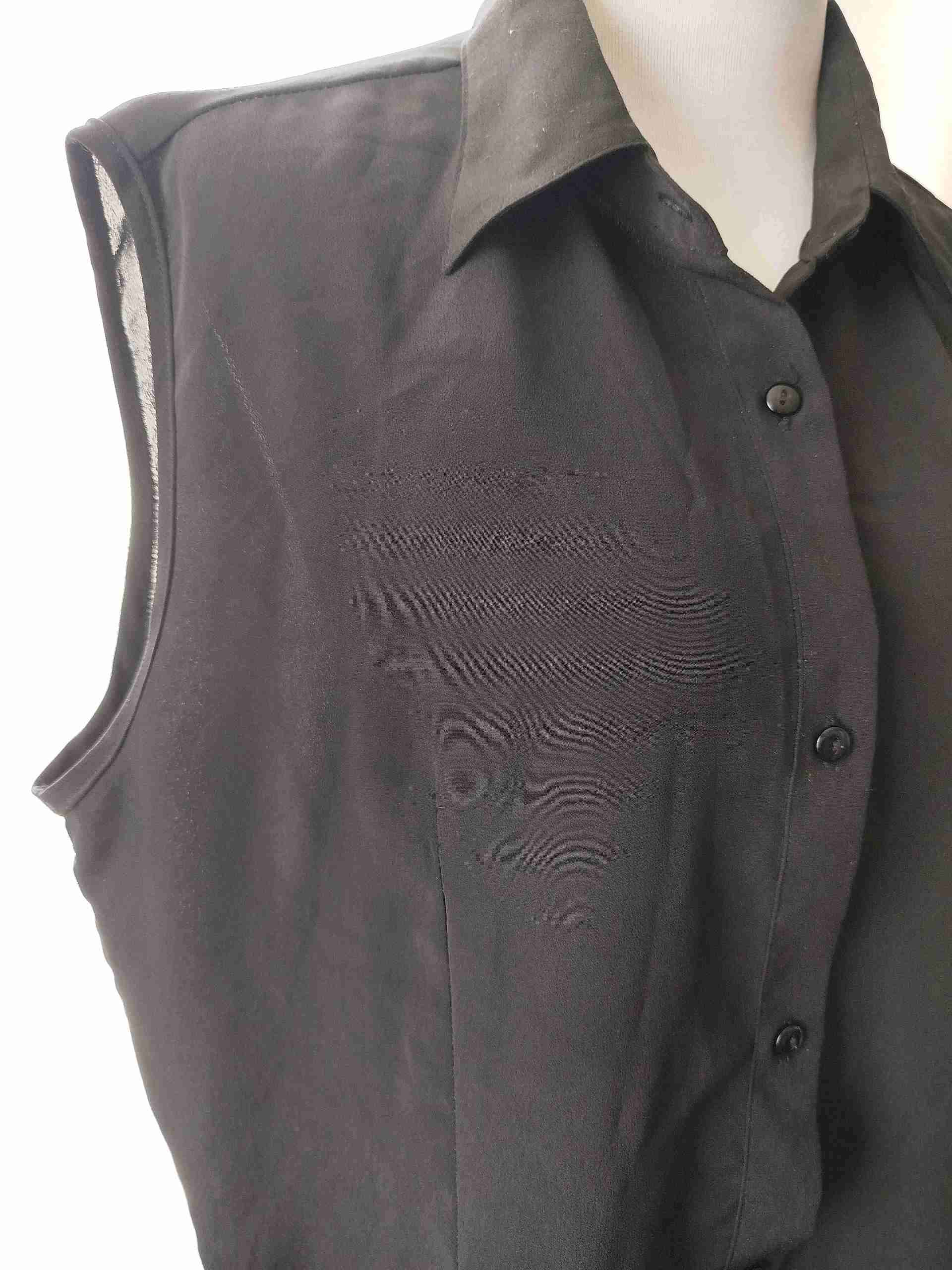 Blusa sin mangas negra - miniatura 2
