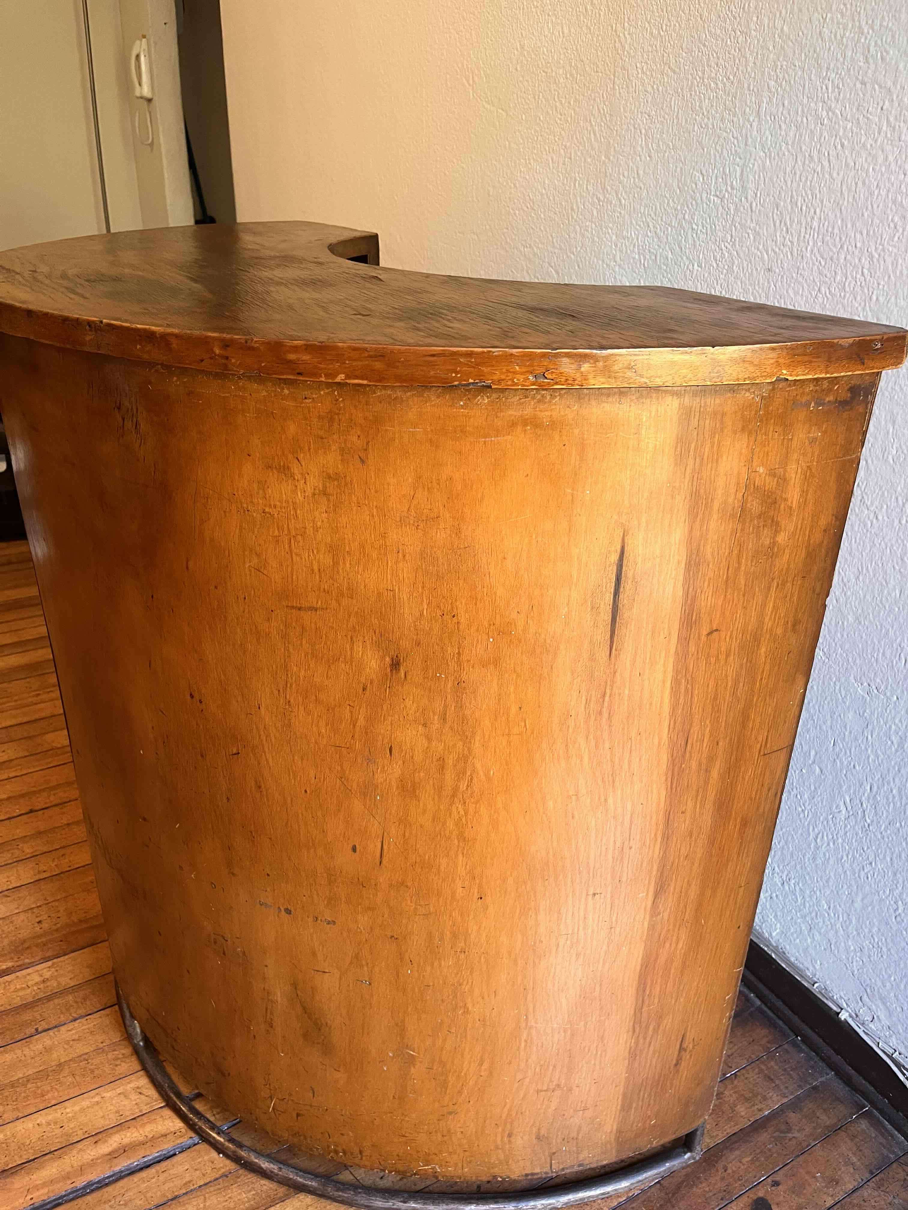 Bar estilo Art Decó - miniatura 2