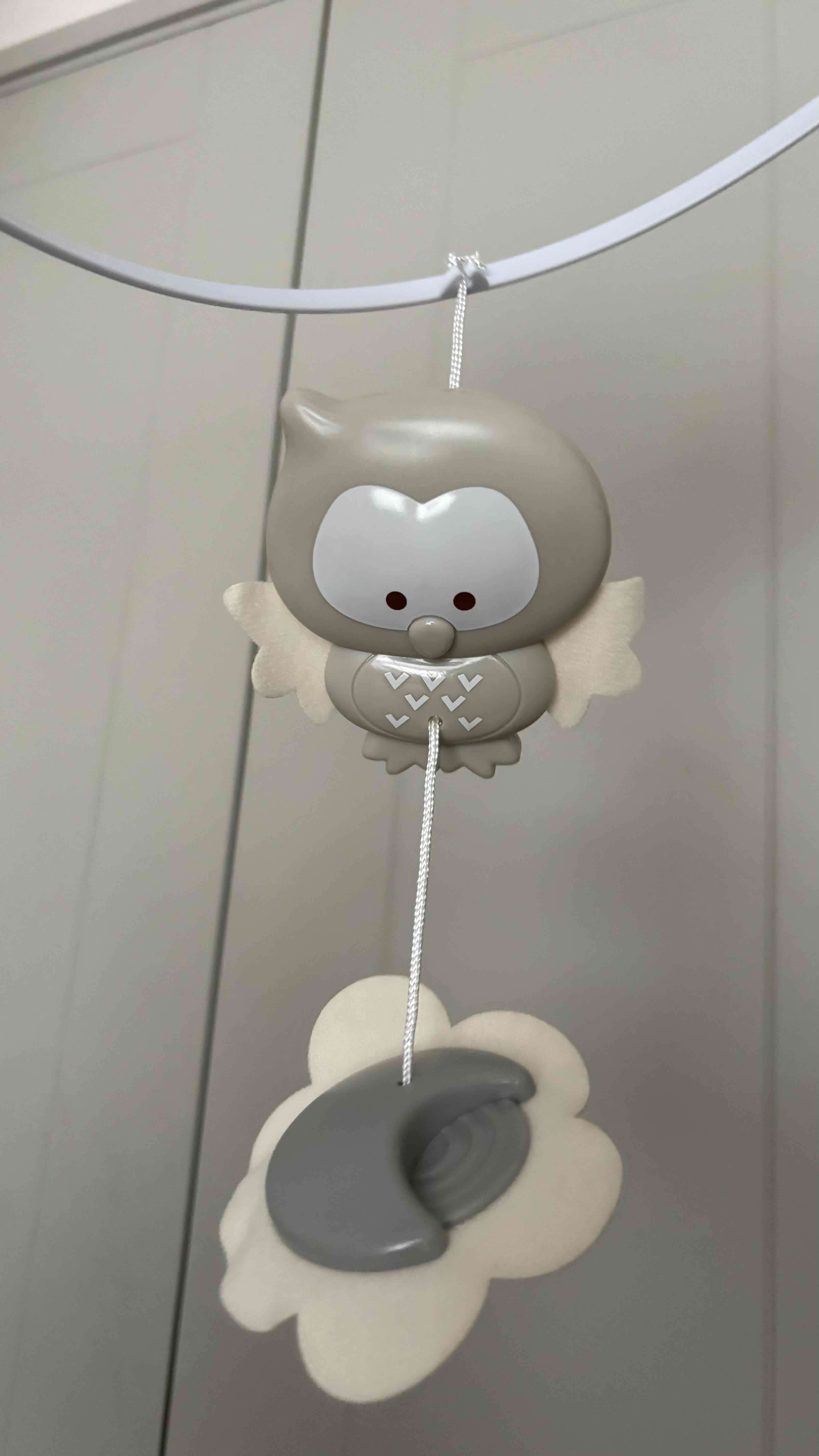 Móvil musical para cuna - miniatura 2