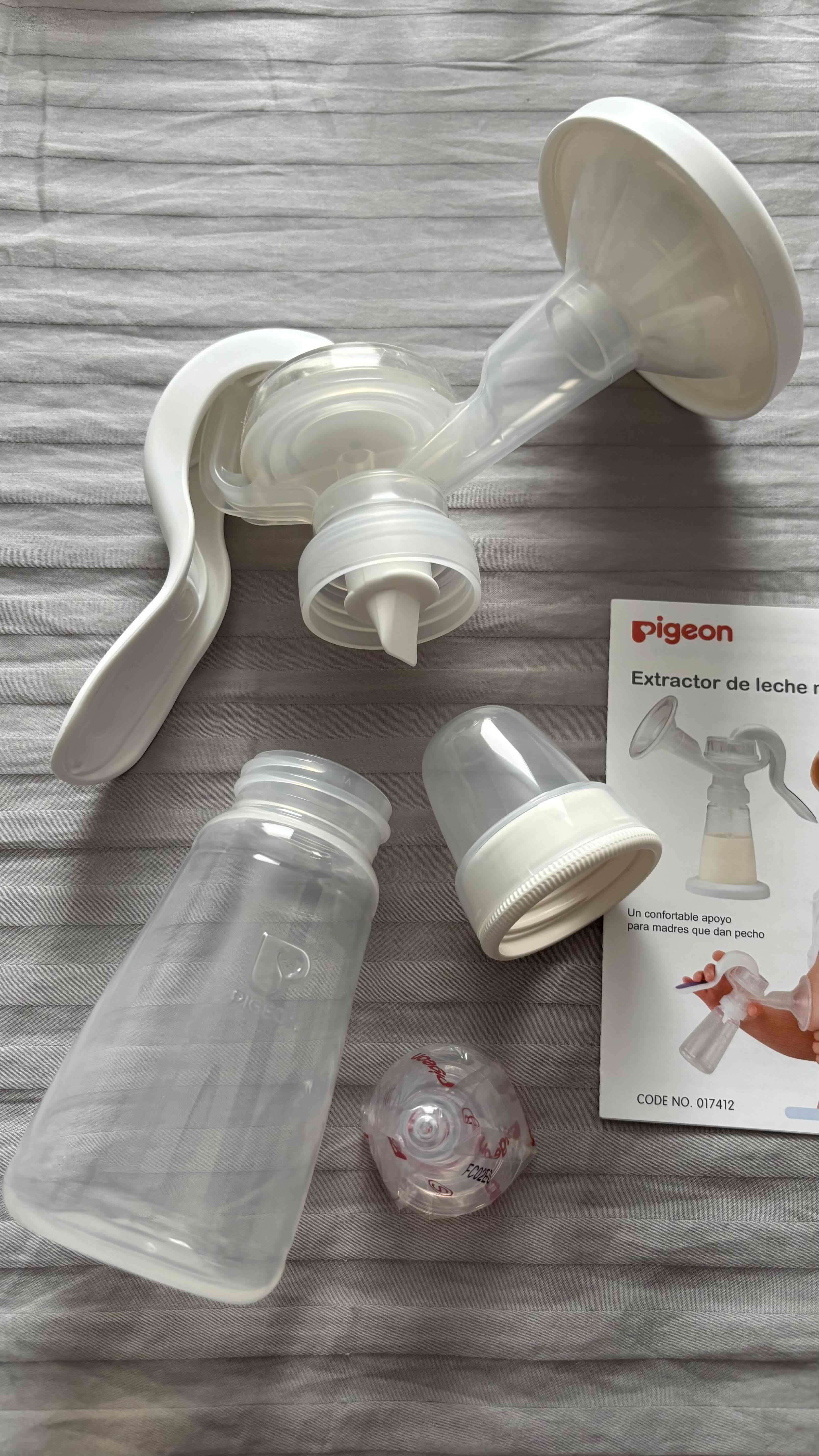 Extractor de leche manual transparente - miniatura 3