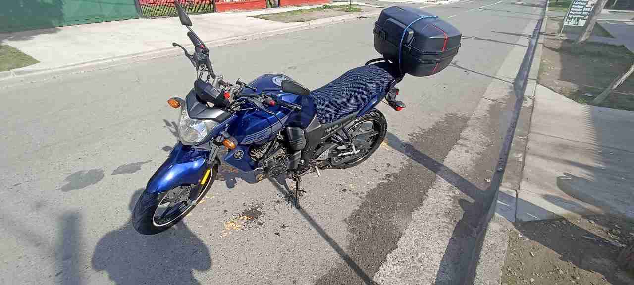 Moto deportiva azul - miniatura 6