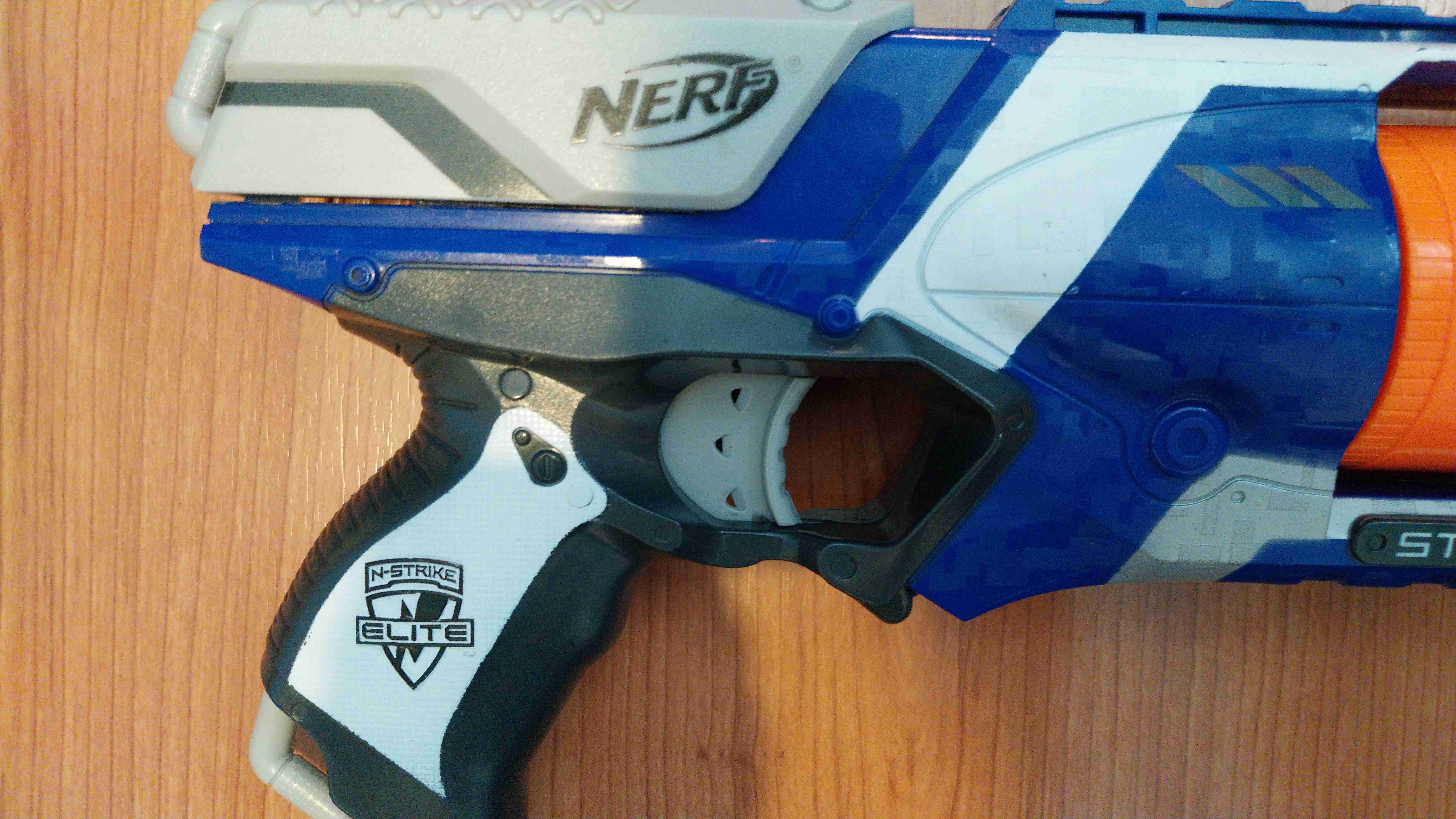 Lanzador Nerf Rough Cut 2x4( GRATIS sus balas) - miniatura 5