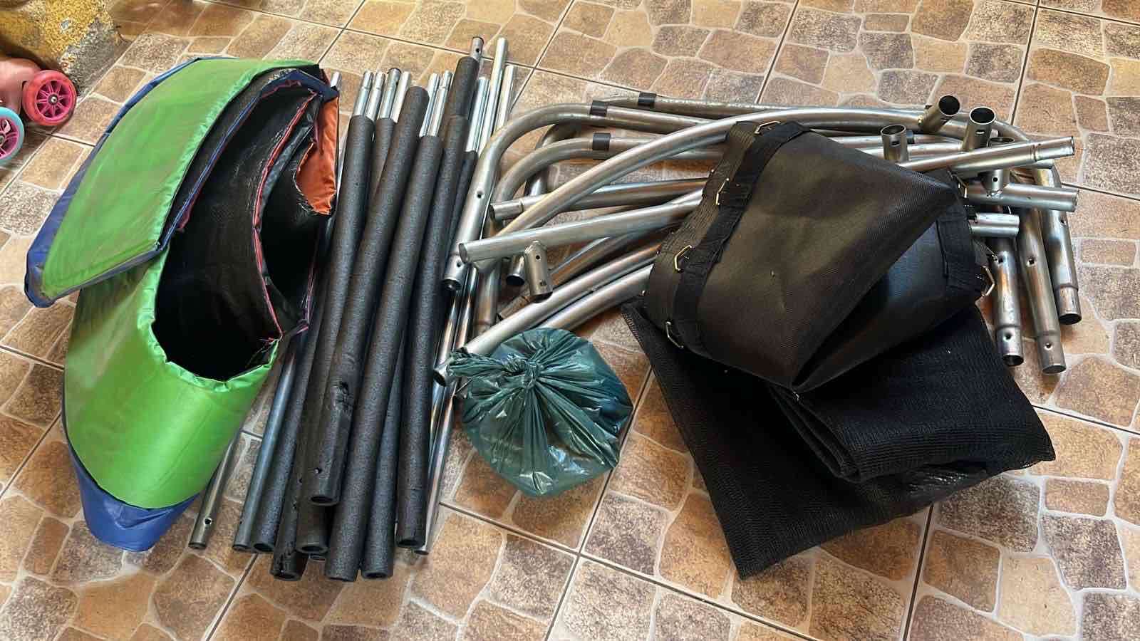 Cama elástica con red de seguridad - miniatura 4