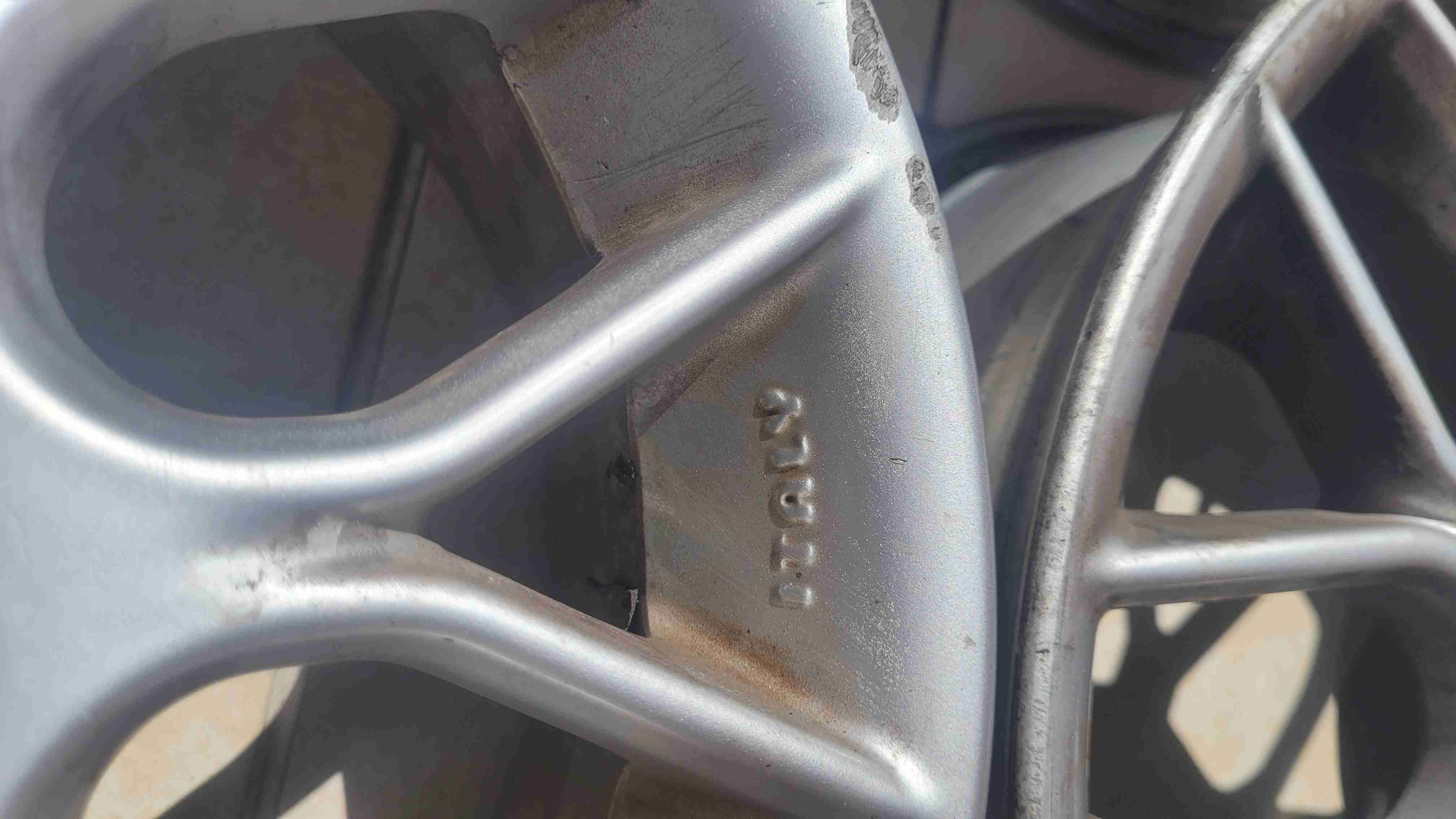 Juego de llantas originales Subaru impresa - miniatura 2