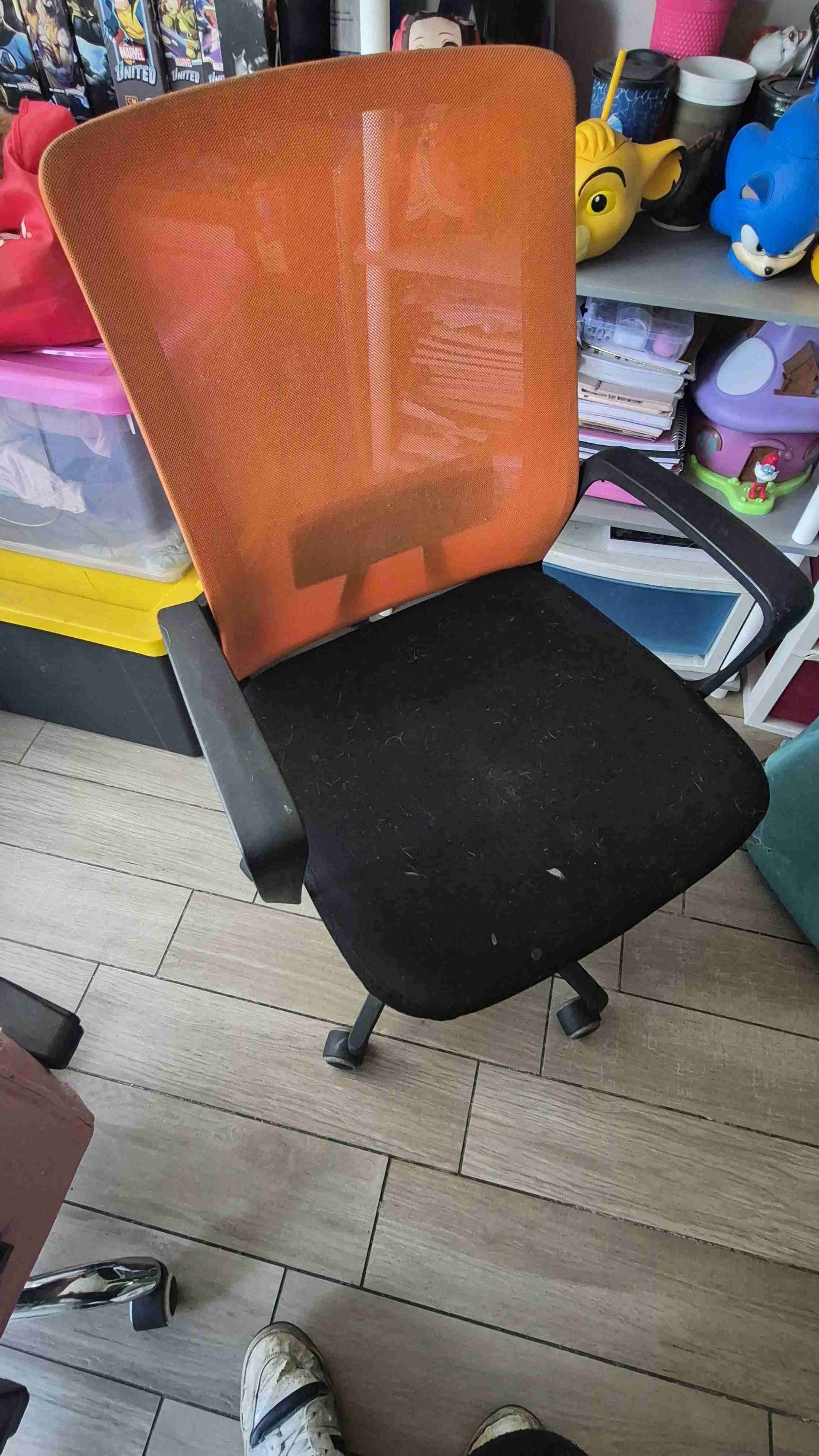 Silla de oficina ergonómica - miniatura 2