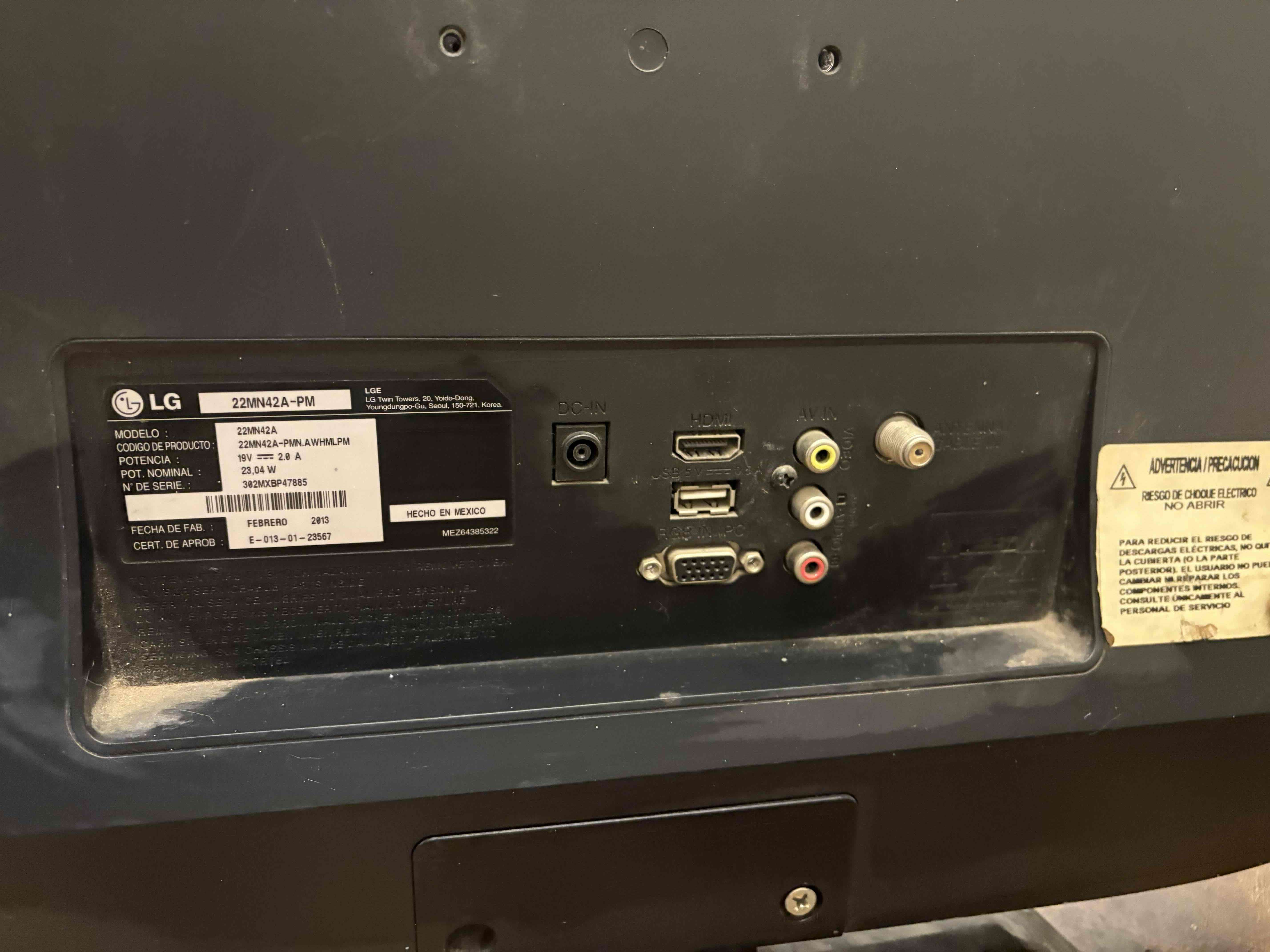 Televisor LG de 24 pulgadas - miniatura 5