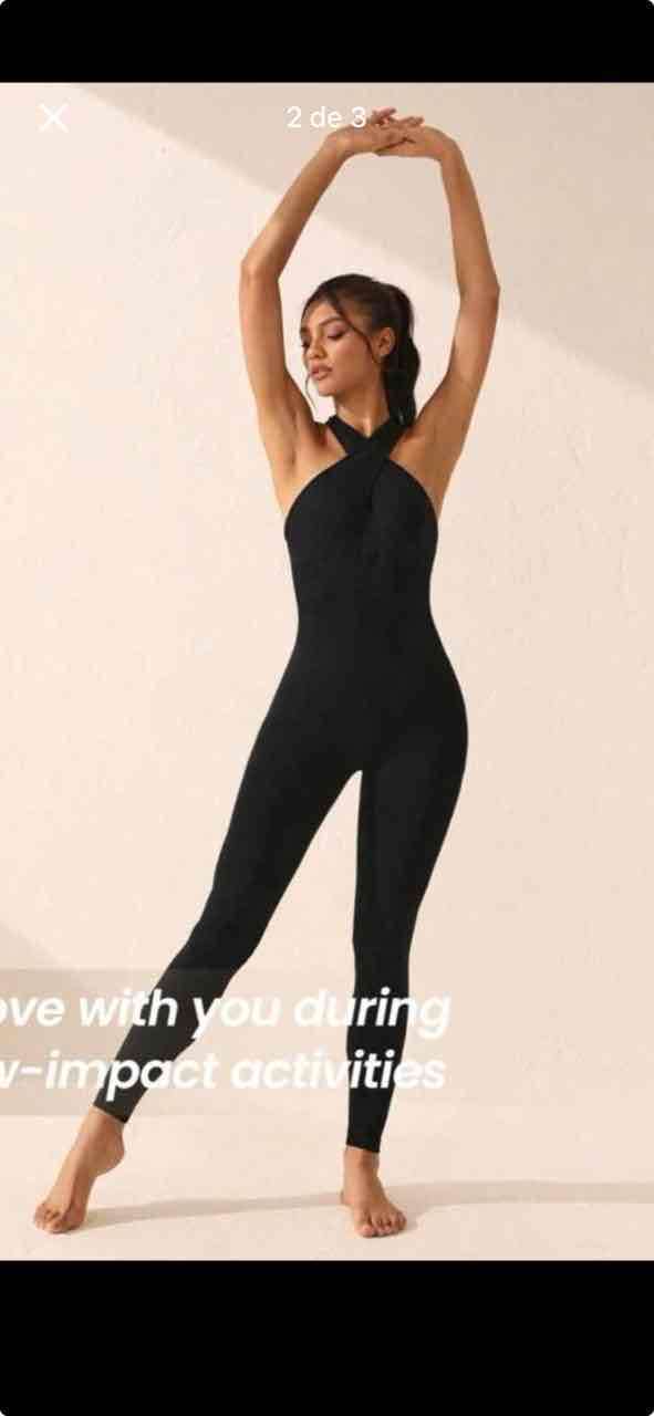 Buzo negro para actividades talla Mediana