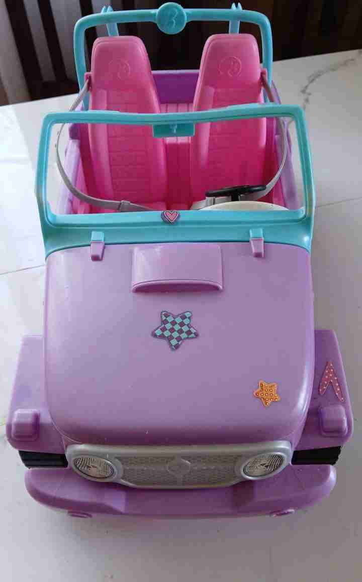 Auto de juguete Barbie