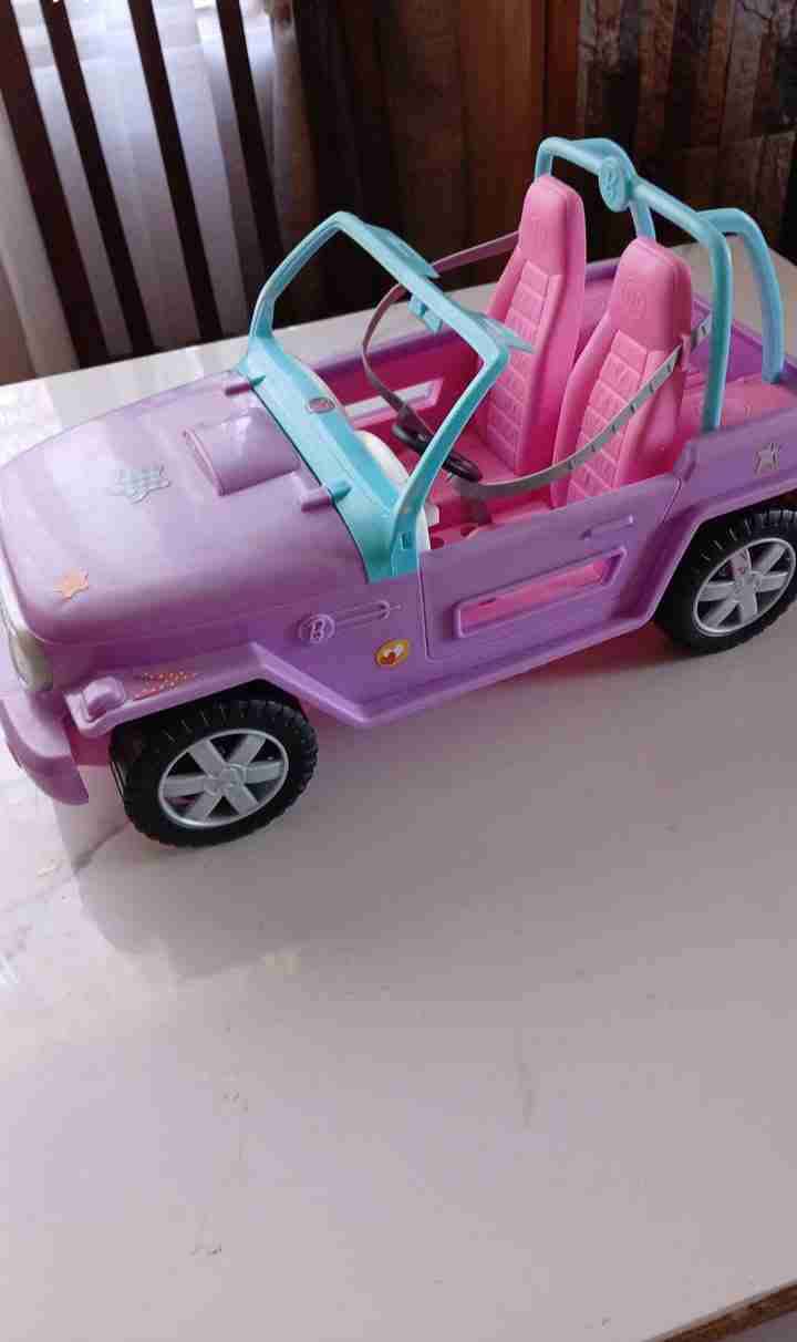 Auto de juguete Barbie - miniatura 2