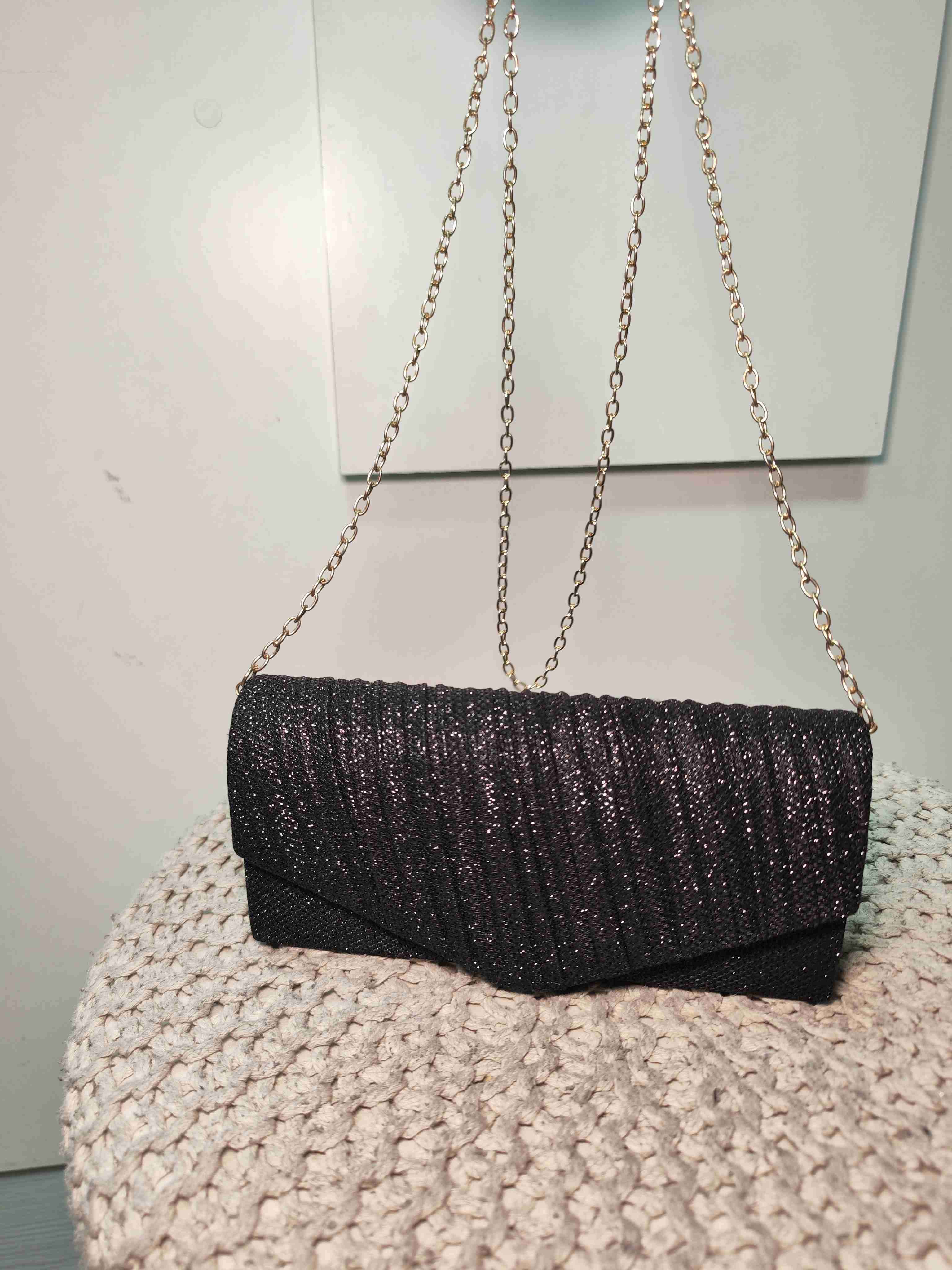 Cartera de mano negra con cadena - miniatura 4