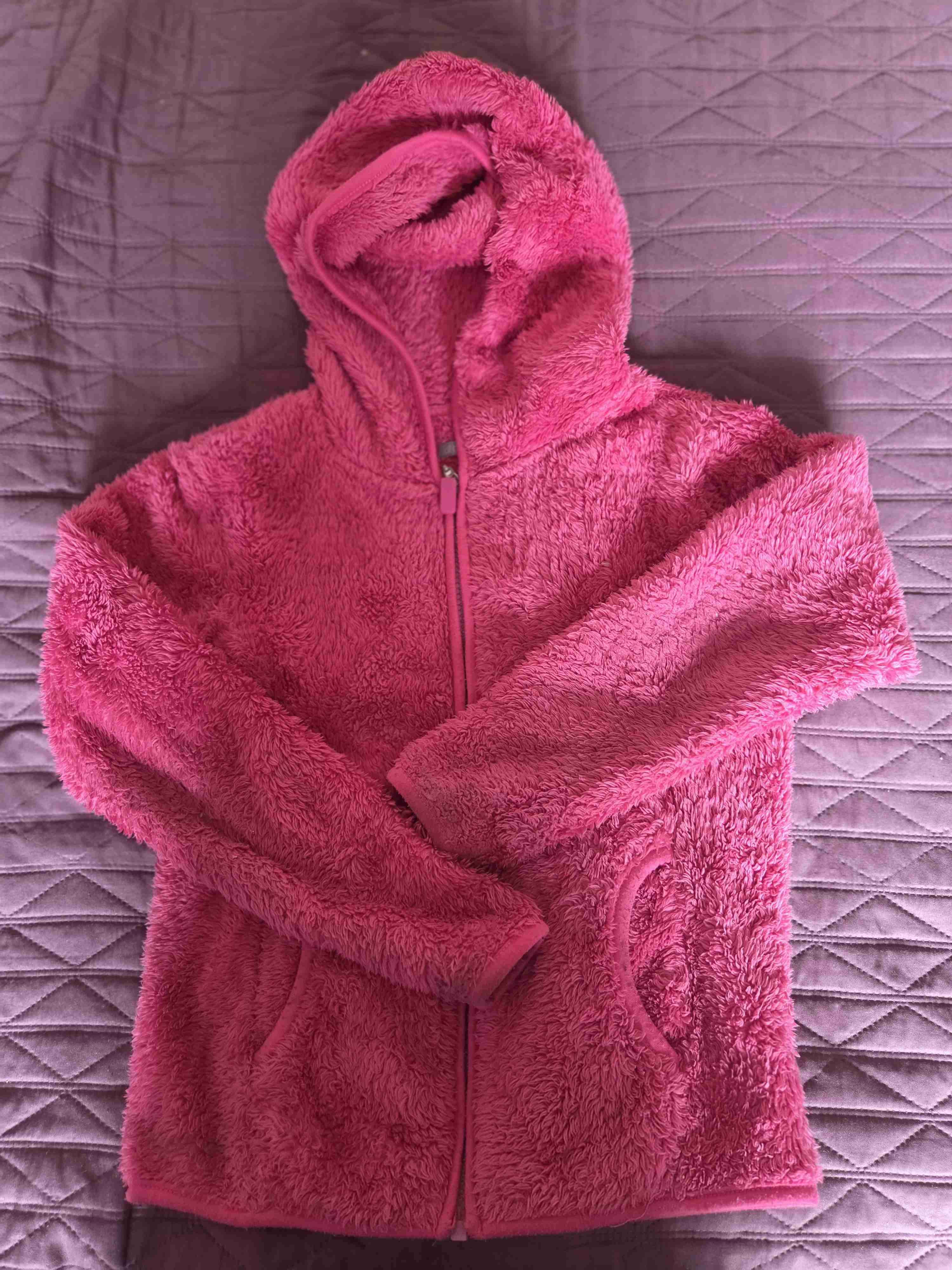 Polerón polar rosado con capucha talla 6
