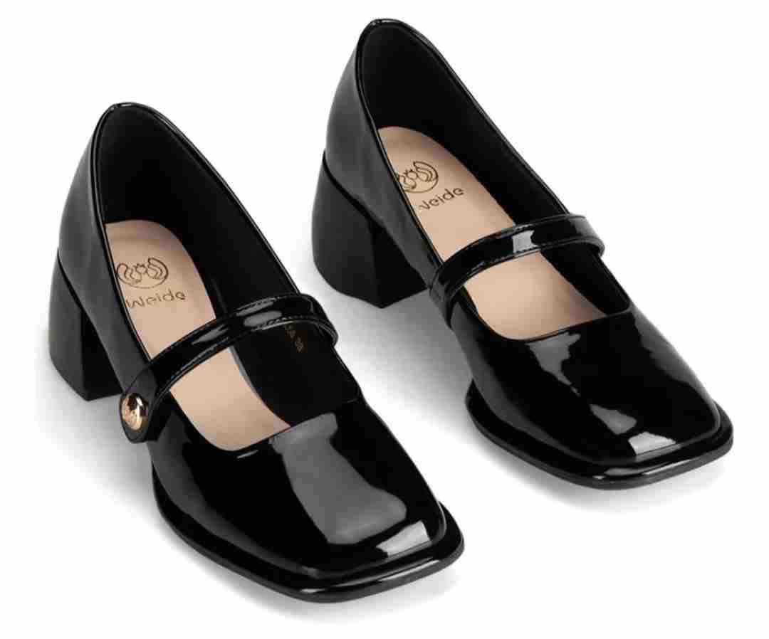 Zapatos de charol negros - miniatura 2