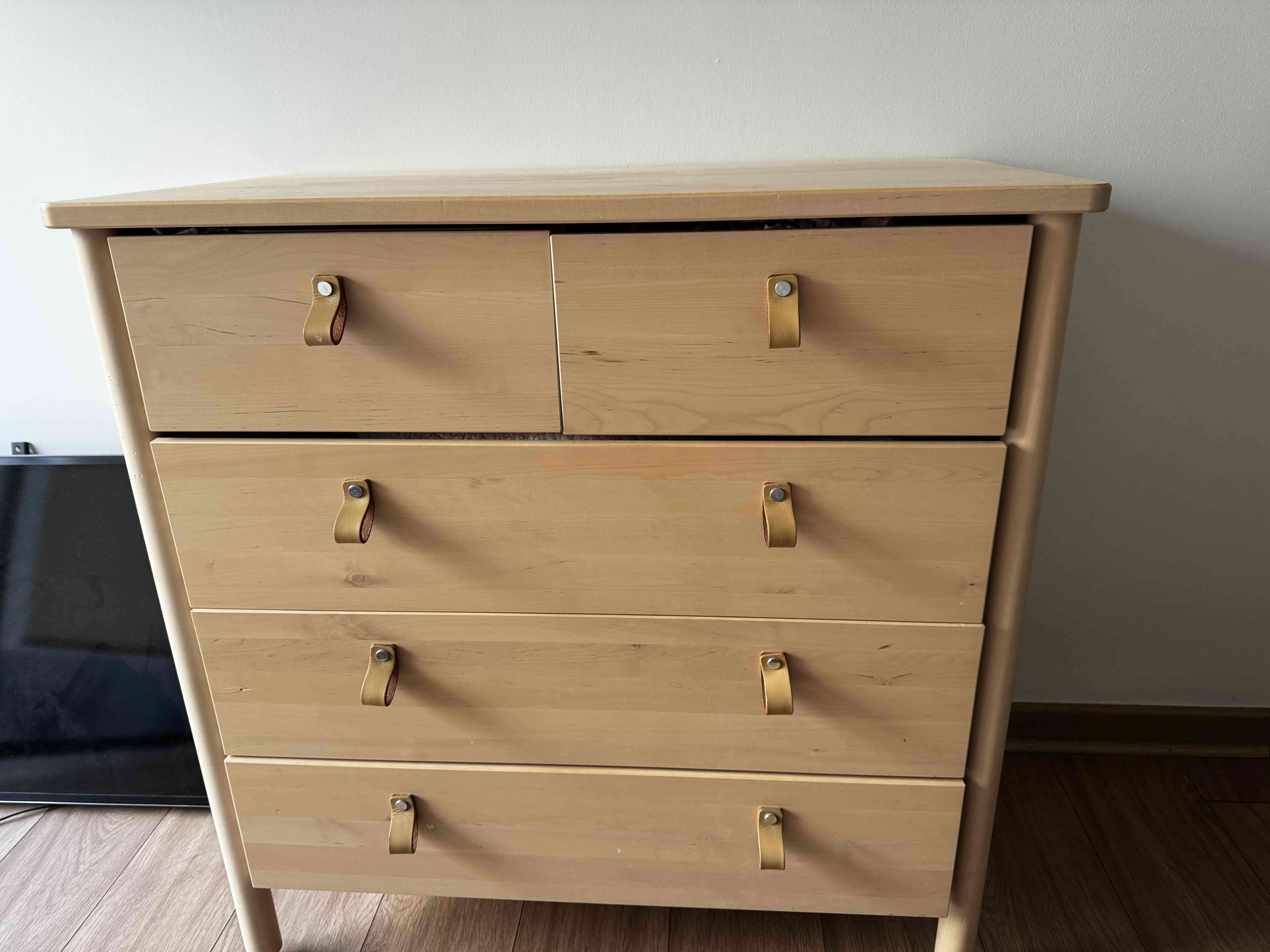 Cómoda de madera clara - miniatura 3