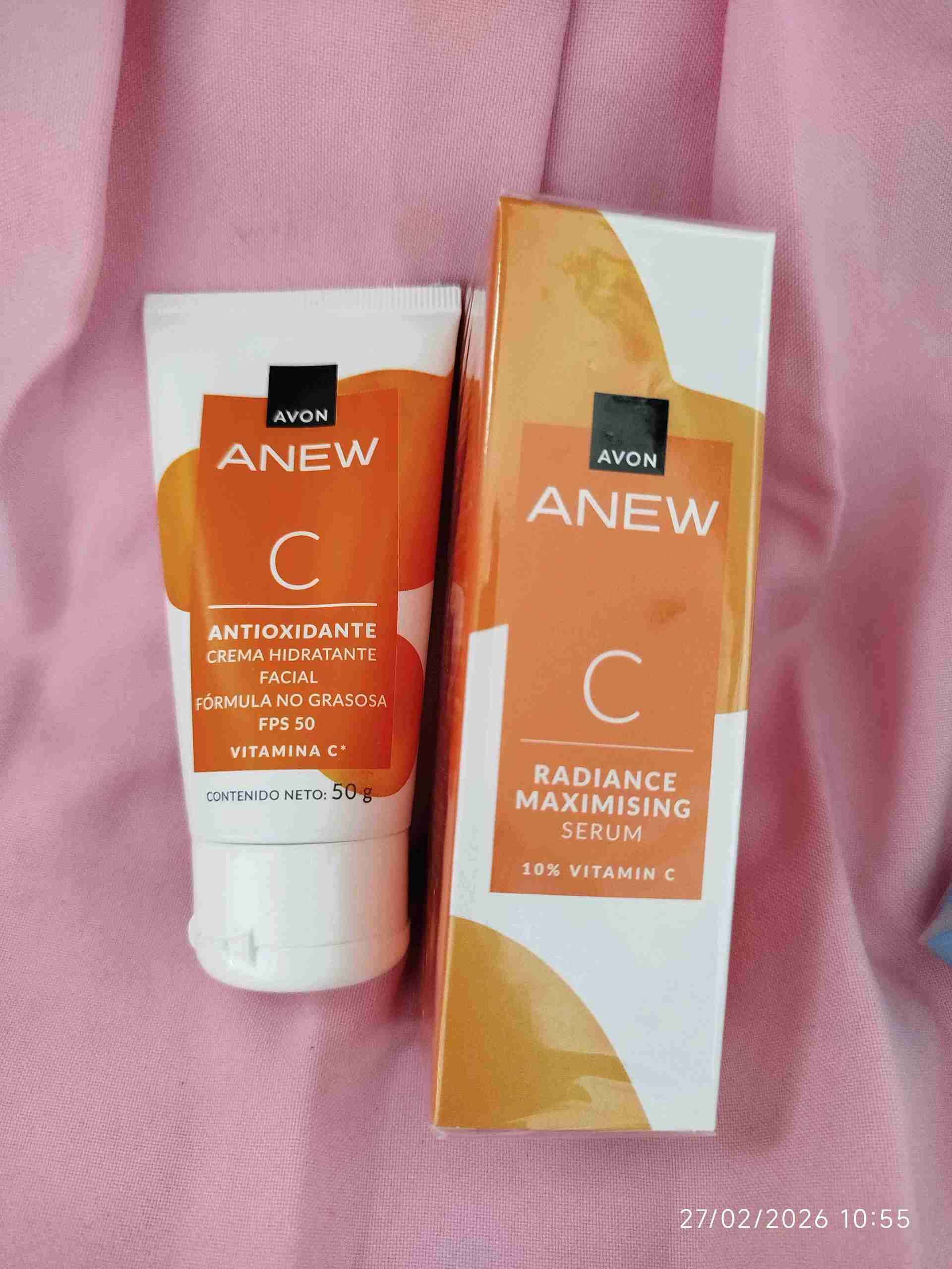 Serum y crema Anew con vitamina C
