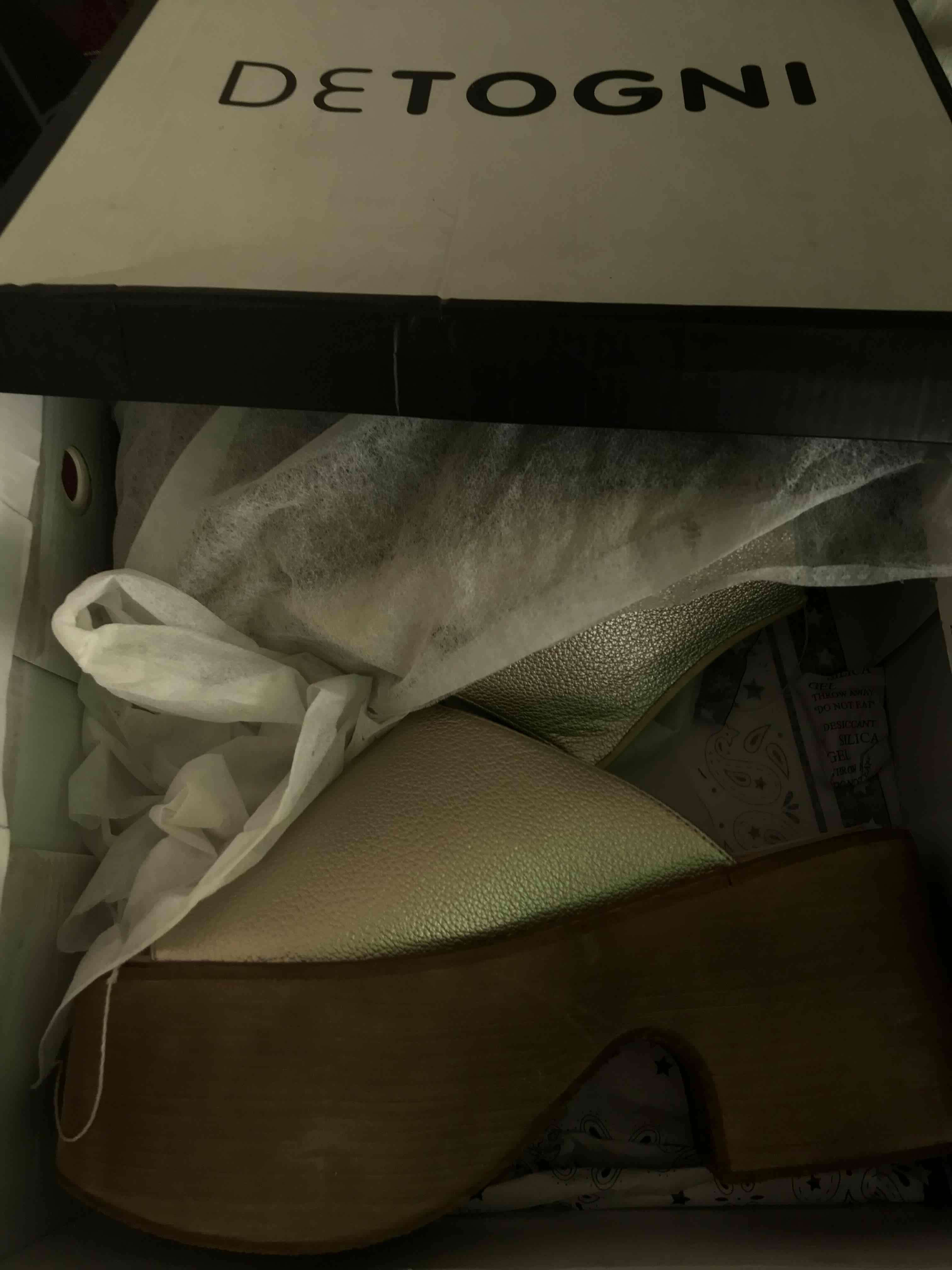 Sandalias de plataforma doradas - miniatura 5