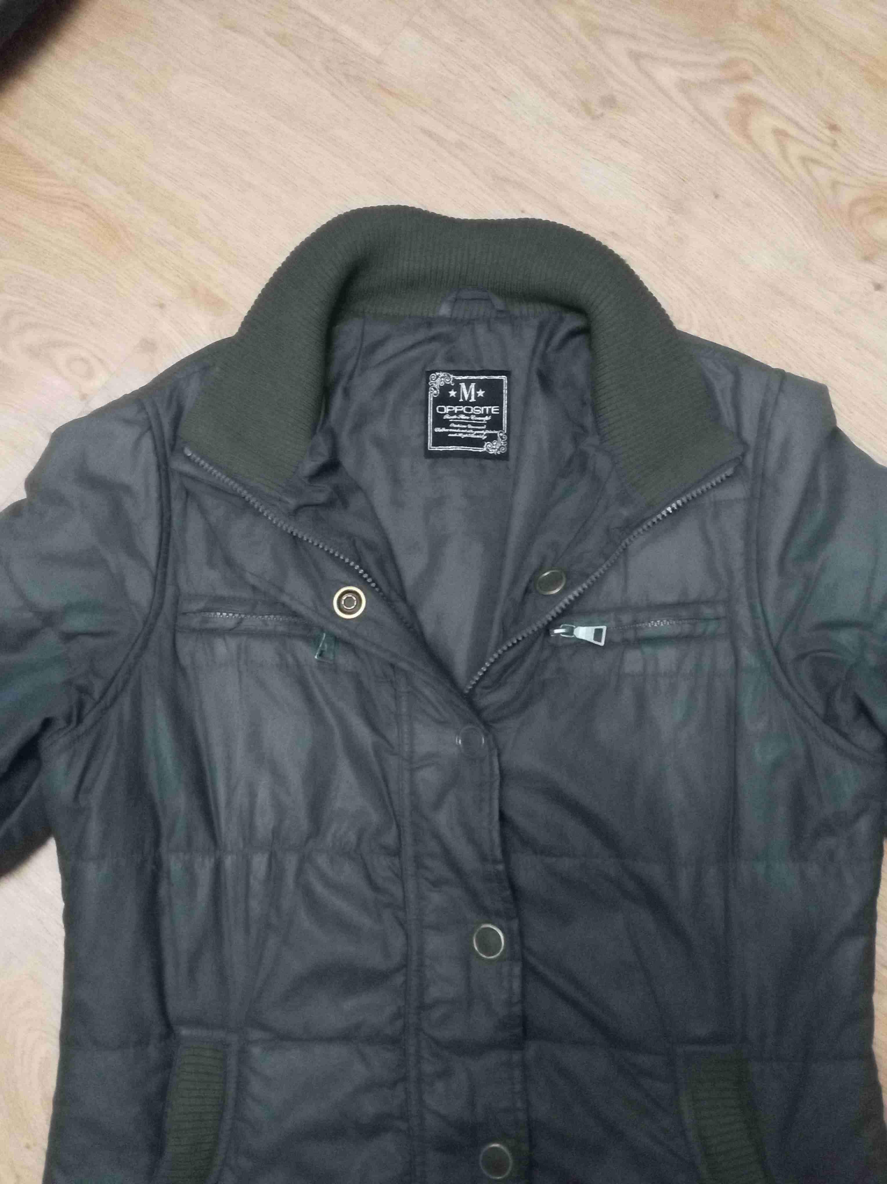 Parka verde-gris con cierre y botones - miniatura 2