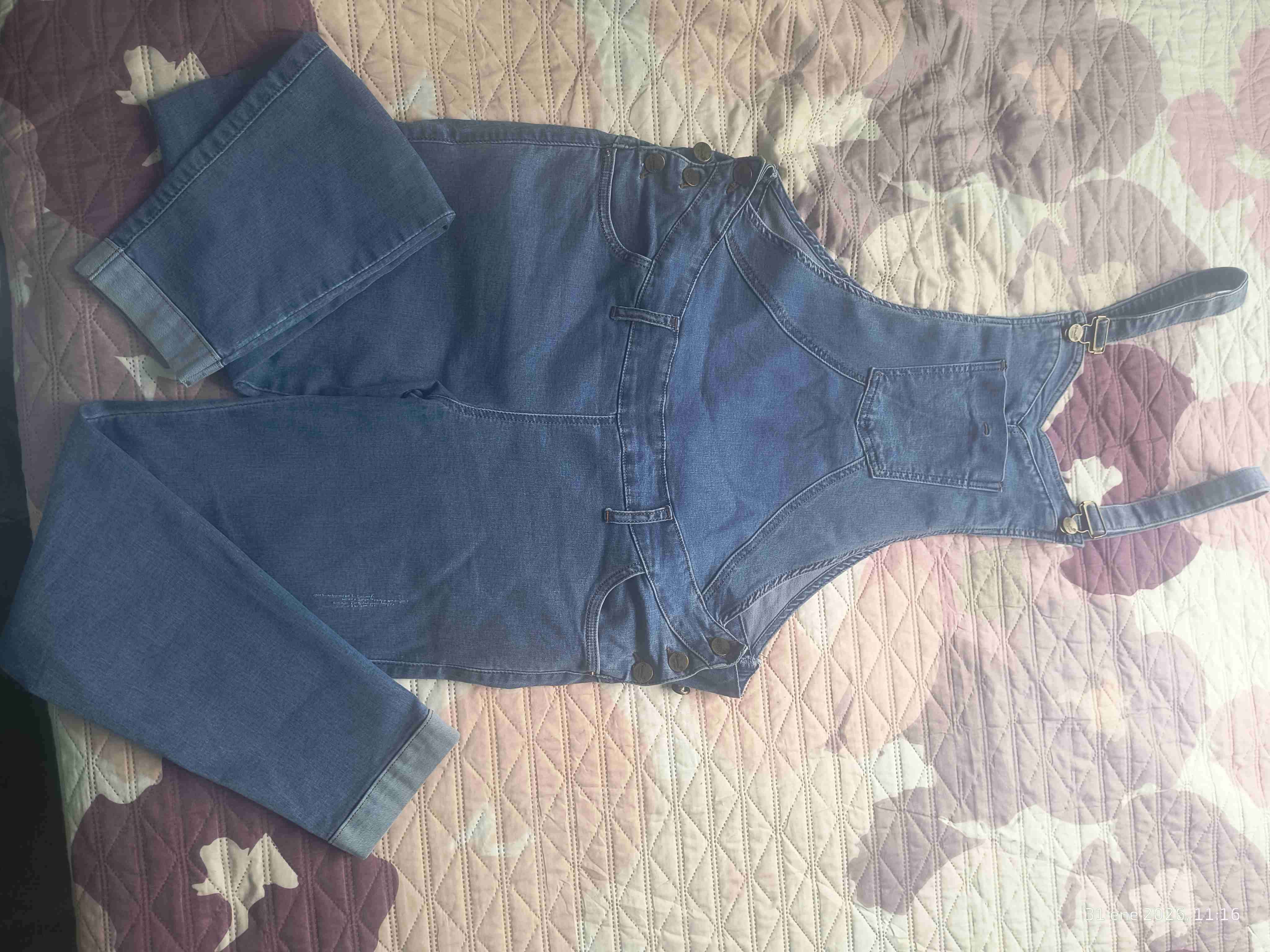 Jardinera de mezclilla azul